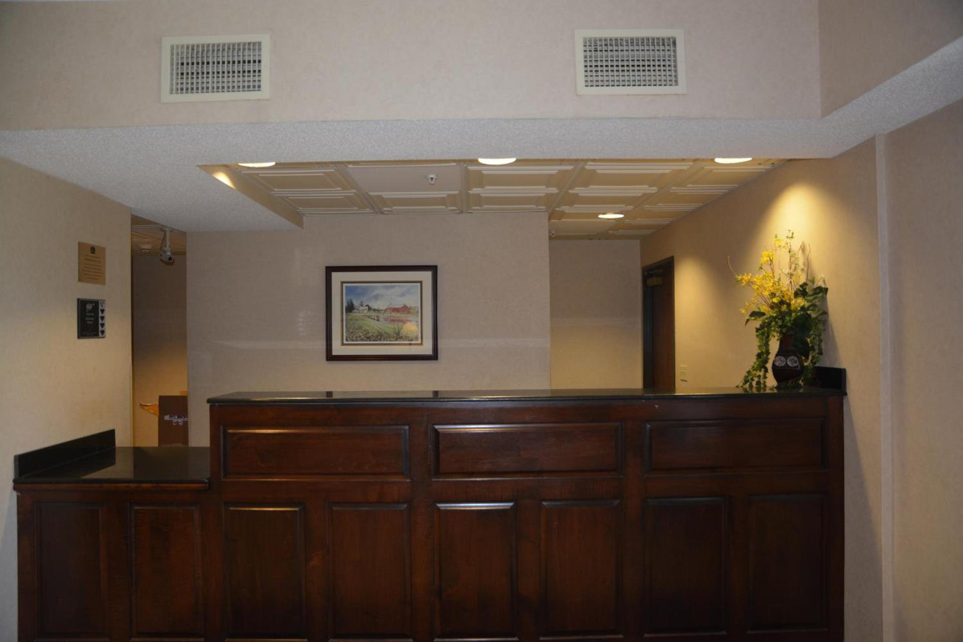 Countryside Inn and Suites photo 4