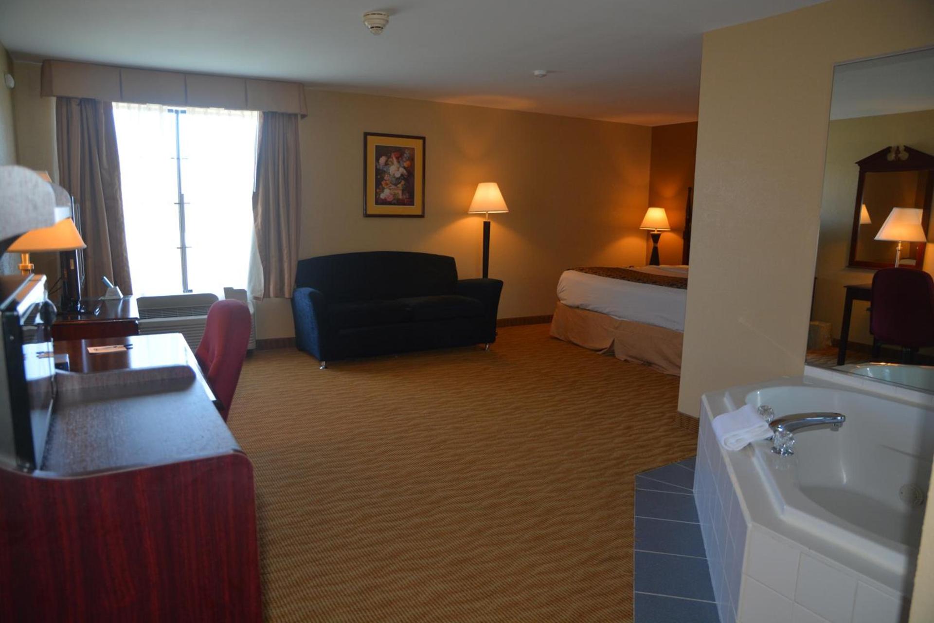 Countryside Inn and Suites photo 7