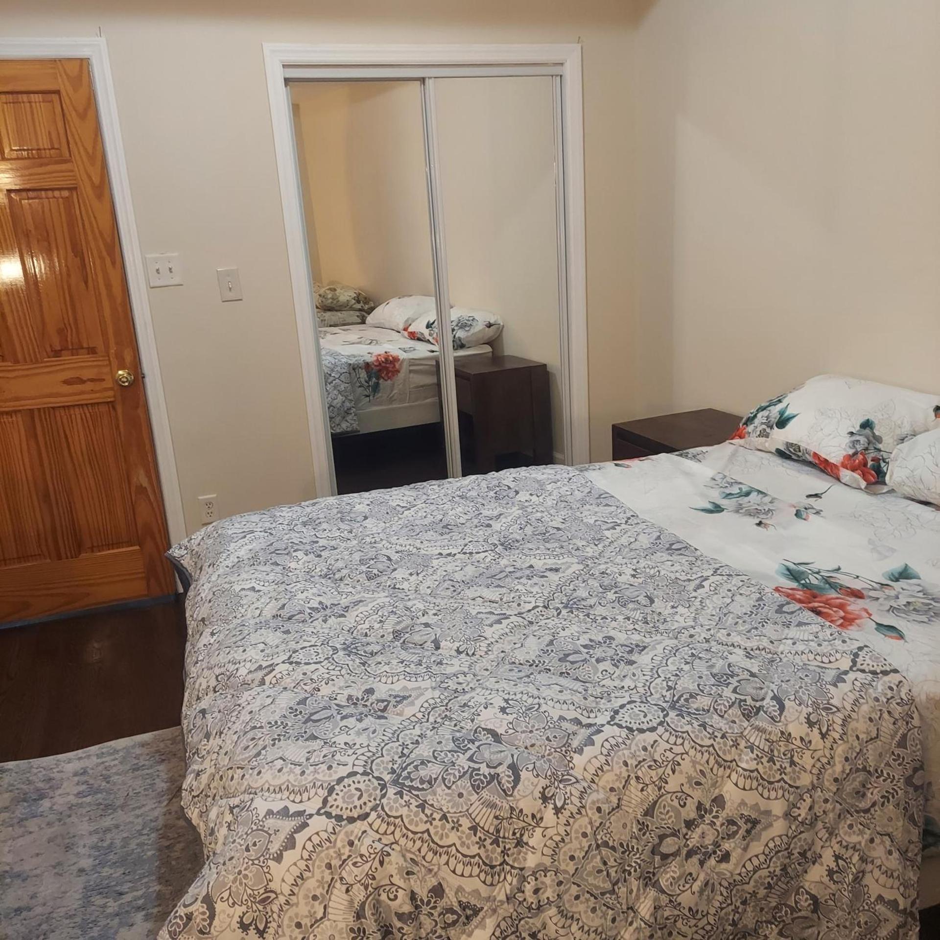 Double queen room 6 minutes walk to Penn station NYC EWR photo 12