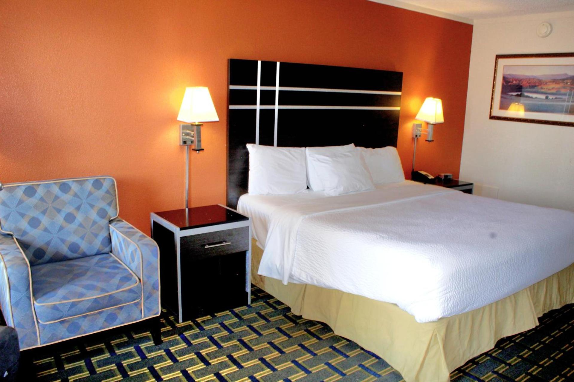 Days Inn by Wyndham Salem photo 9