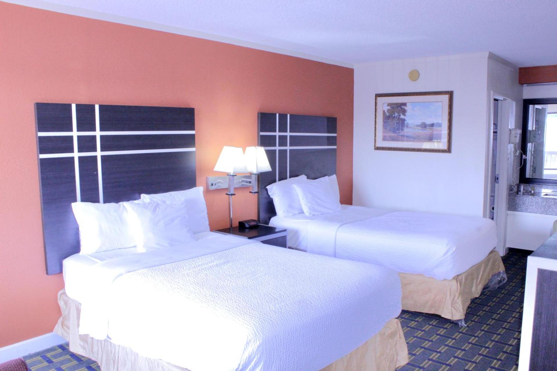 Days Inn by Wyndham Salem photo 7
