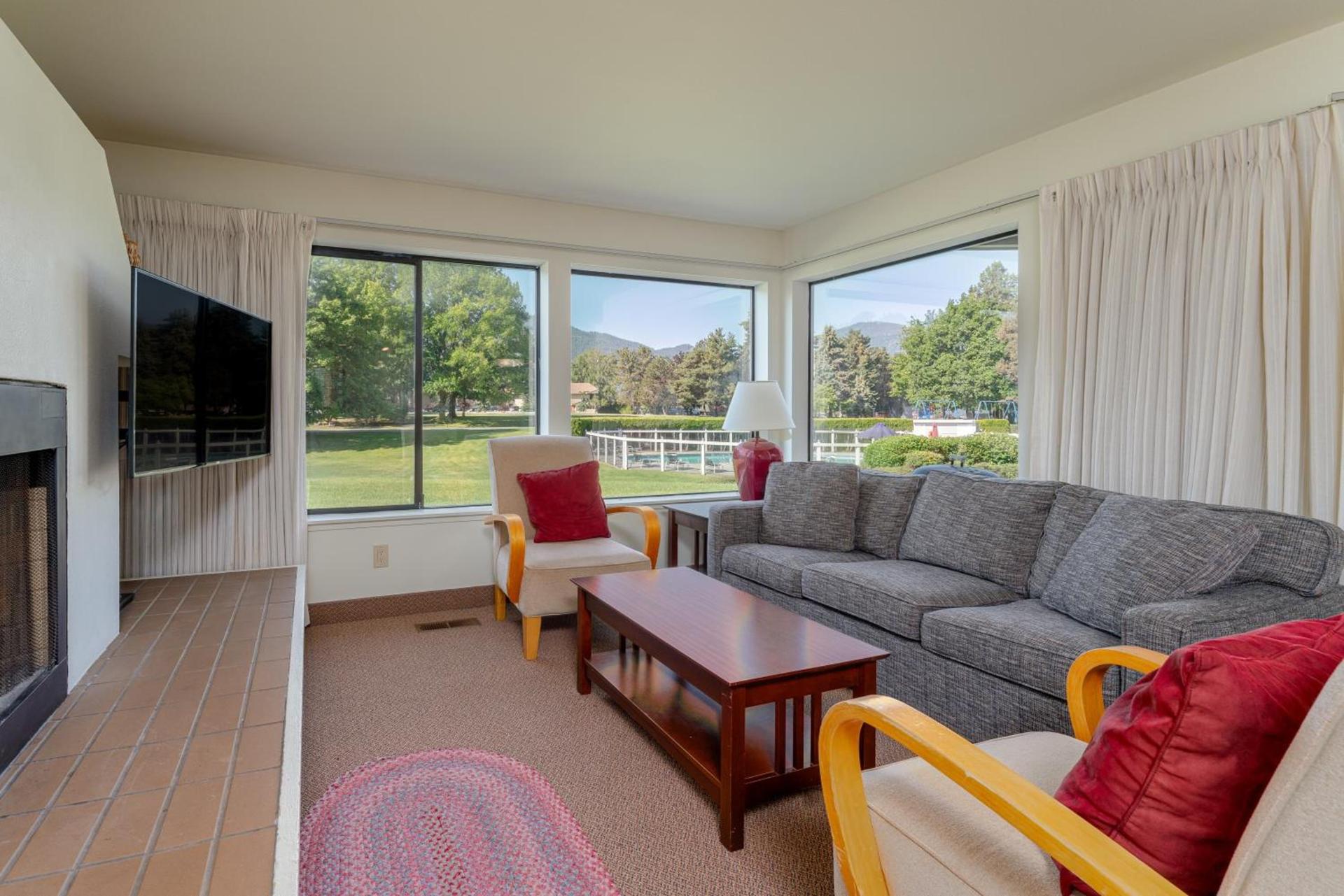 Tennis Village at Wapato Point Resort photo 31