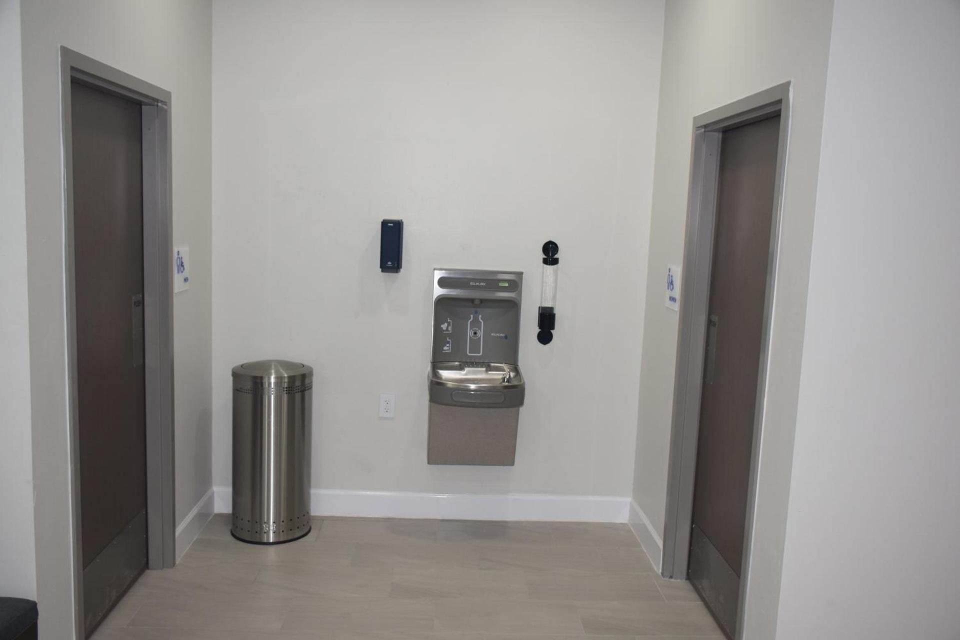 Holiday Inn Express Corpus Christi - Beachfront by IHG photo 12