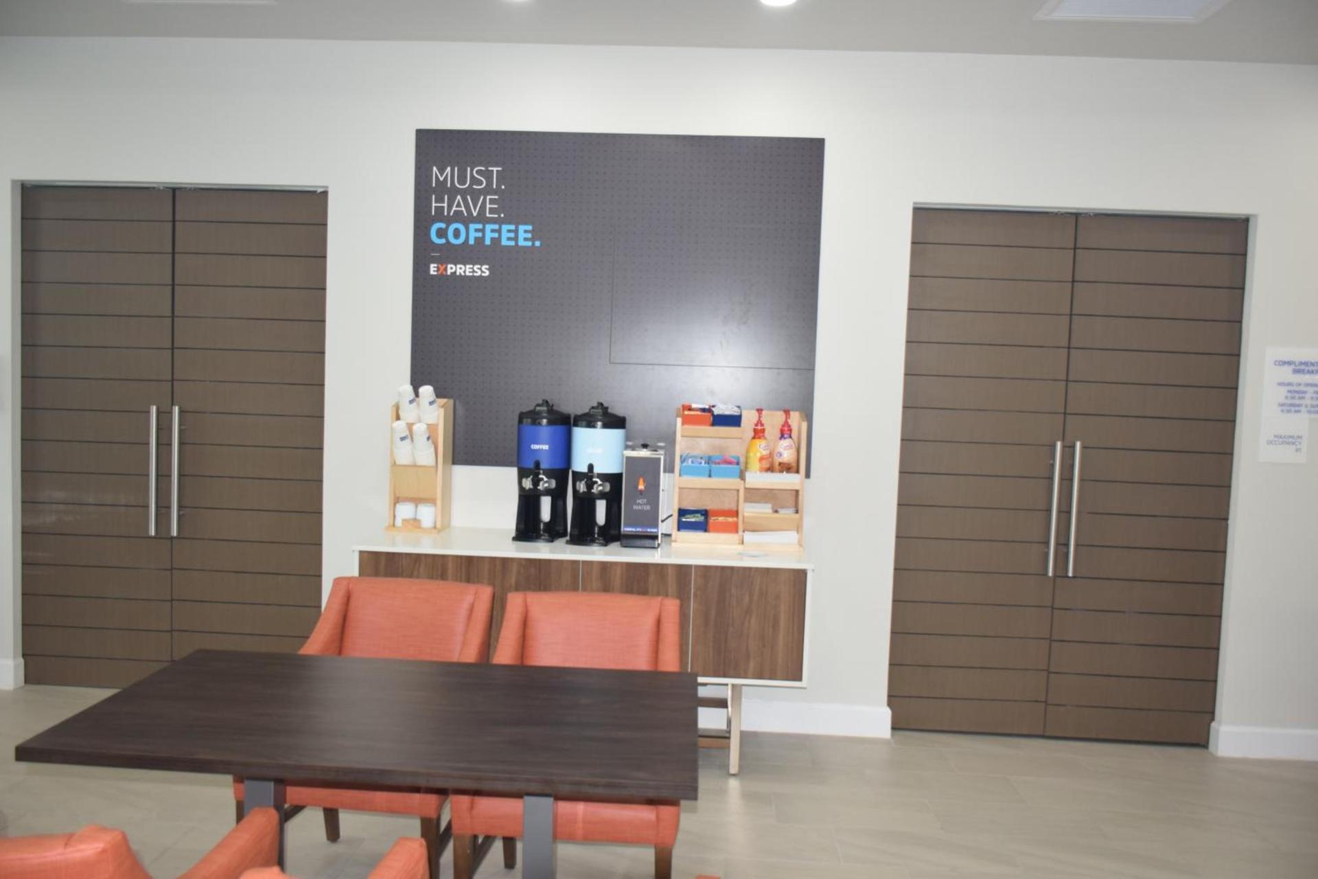 Holiday Inn Express Corpus Christi - Beachfront by IHG photo 14