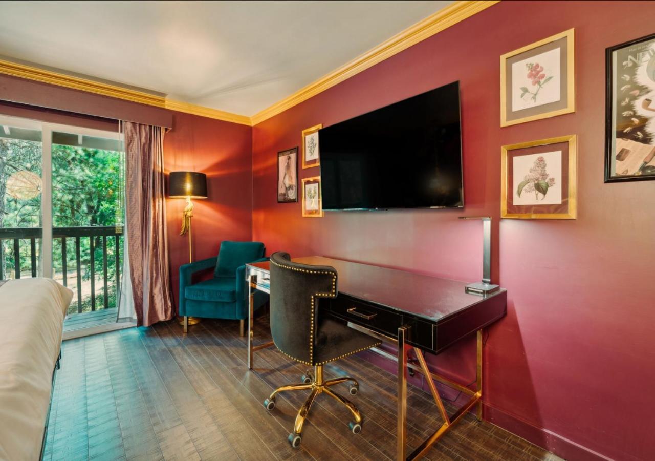 The Fainting Couch Boutique Hotel photo 14