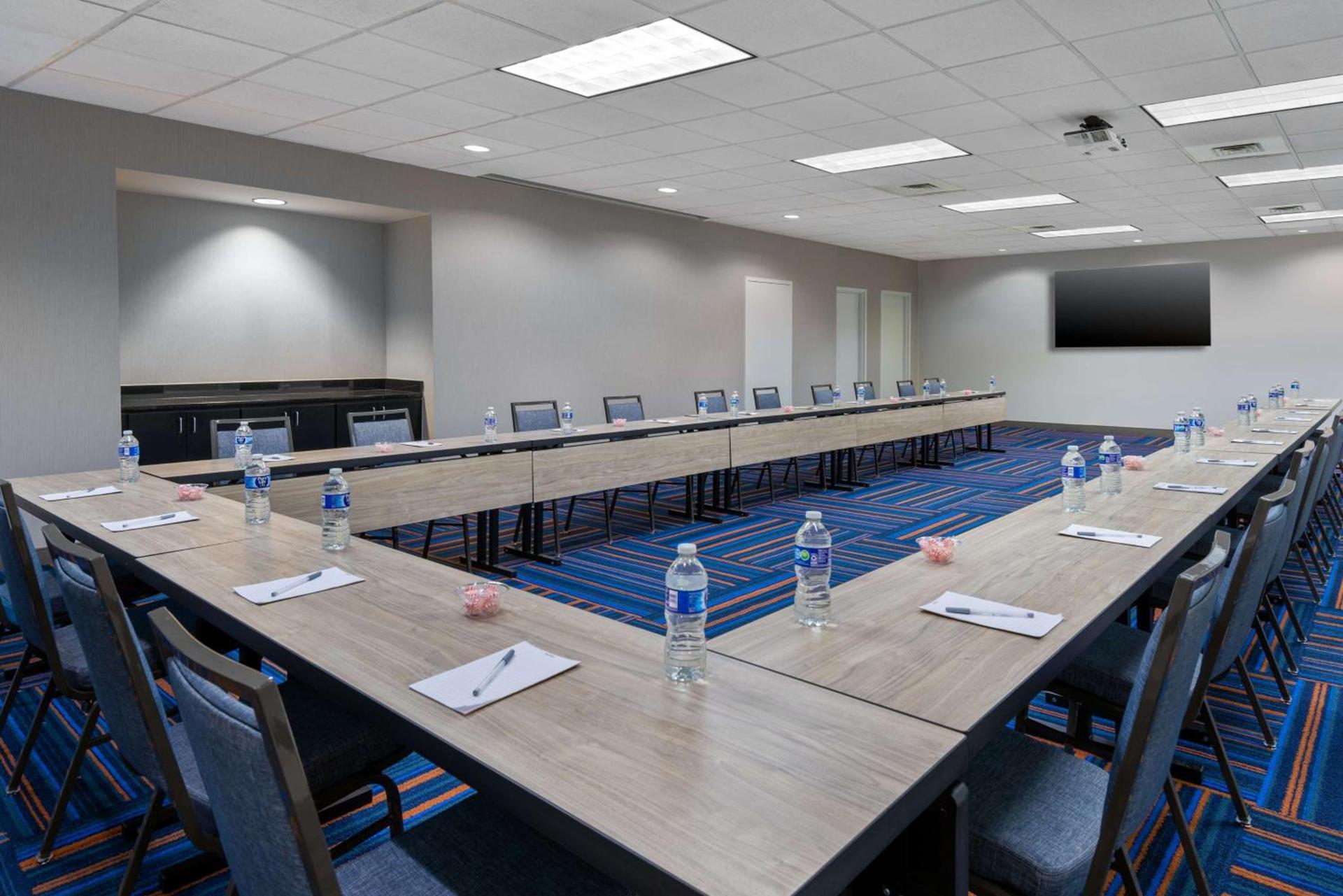 Hampton Inn Charlotte Uptown photo 39