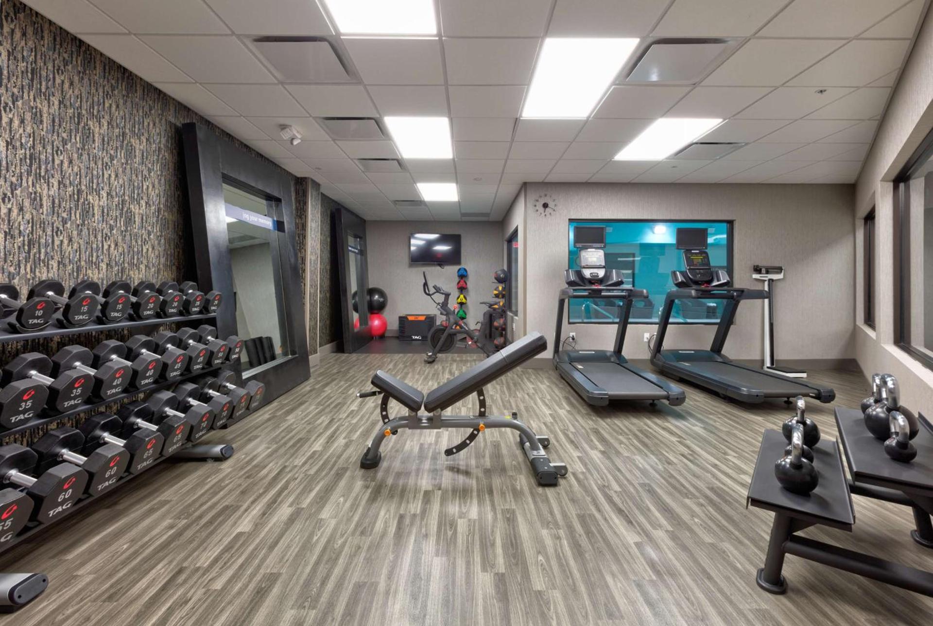 Hampton Inn Norfolk photo 15