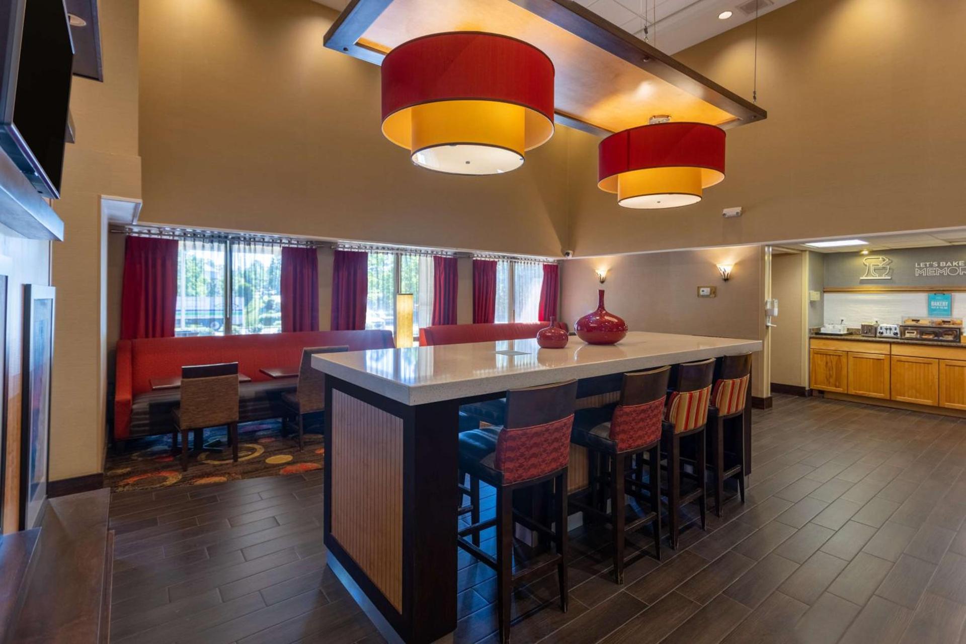 Hampton Inn By Hilton Chester South photo 7