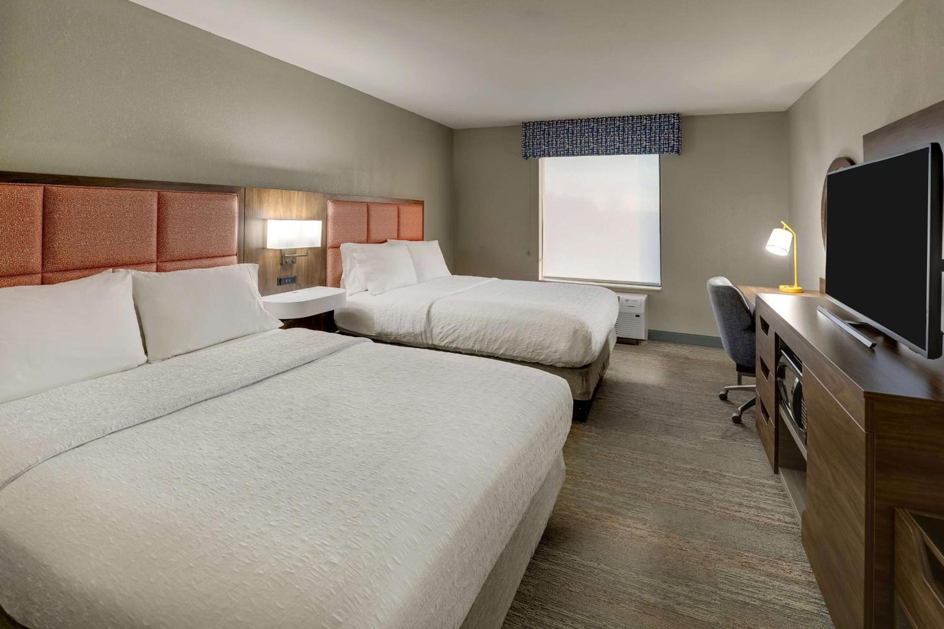 Hampton Inn & Suites St. Louis - Edwardsville photo 37