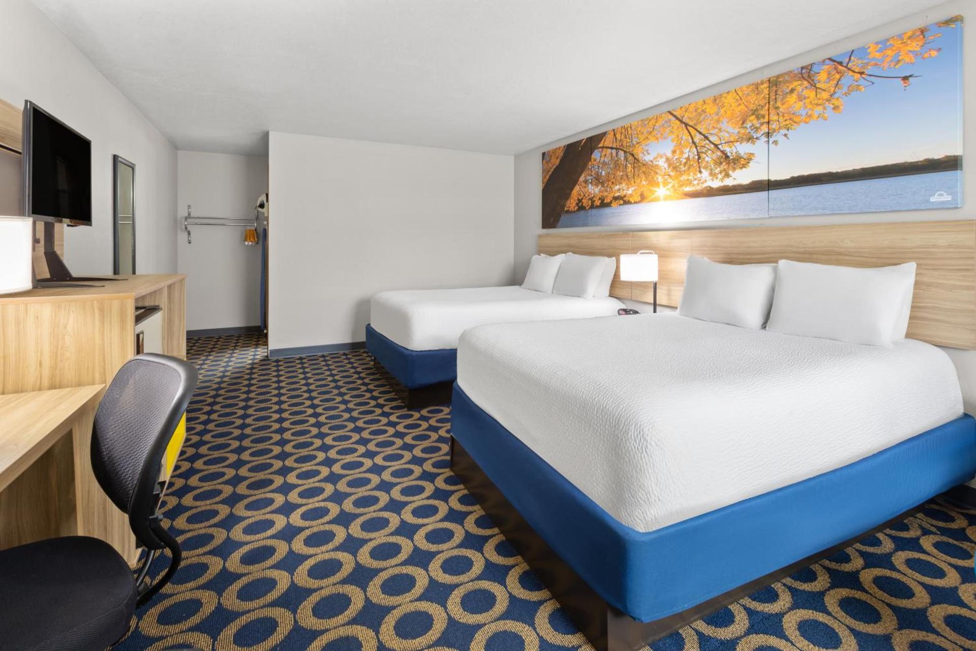 Days Inn by Wyndham Wauseon photo 55