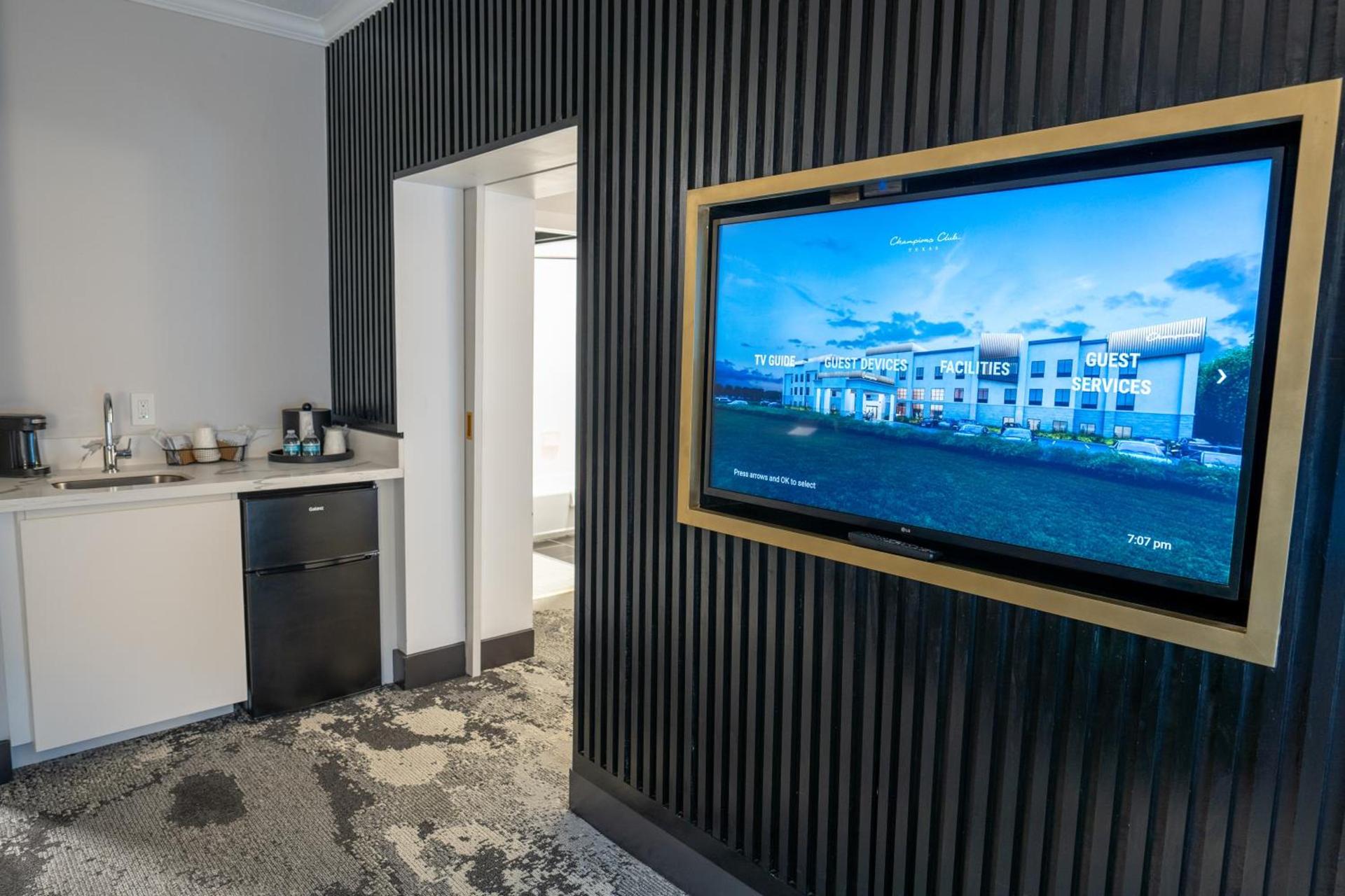 Champions Club and Hotel, Houston Westchase photo 62