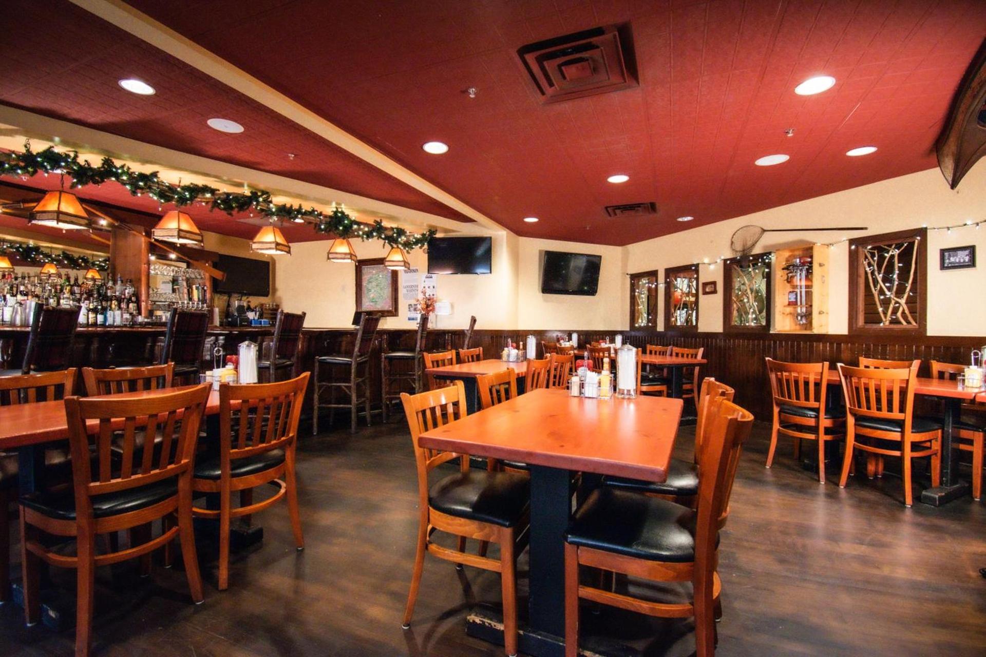 Six Flags Great Escape Lodge & Indoor Waterpark photo 29
