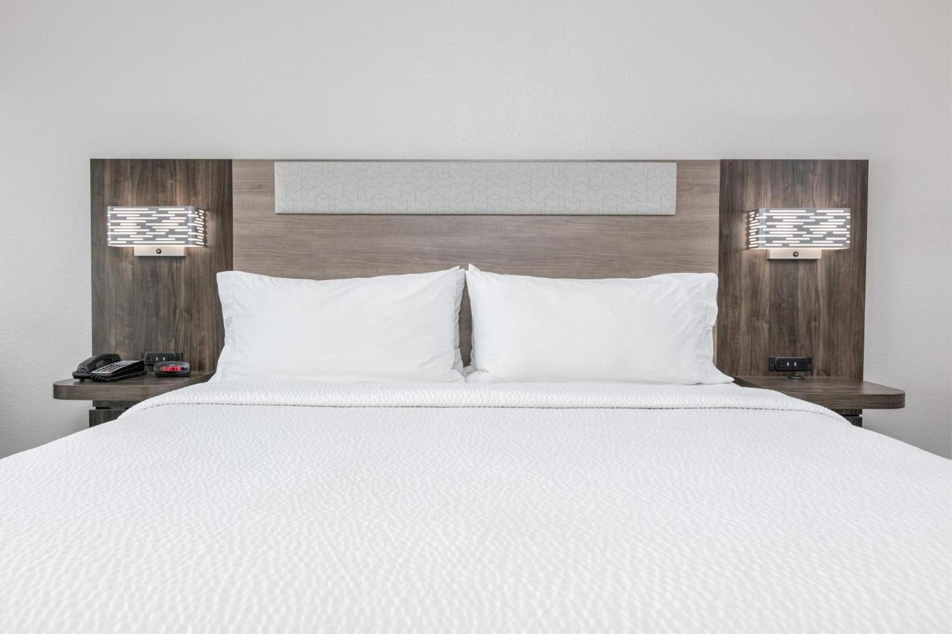 Holiday Inn Express & Suites Dallas - Plano North by IHG photo 26