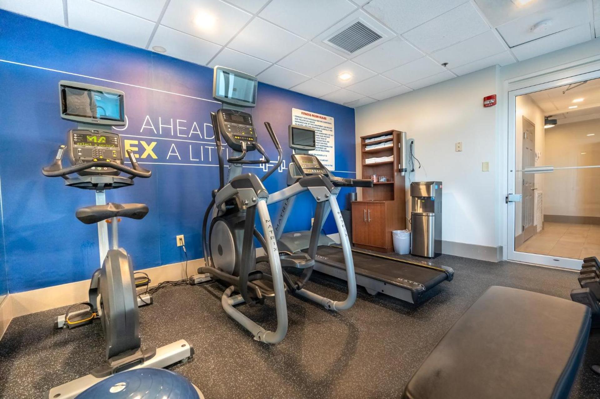 Holiday Inn Express Hotel & Suites Cocoa Beach by IHG photo 35