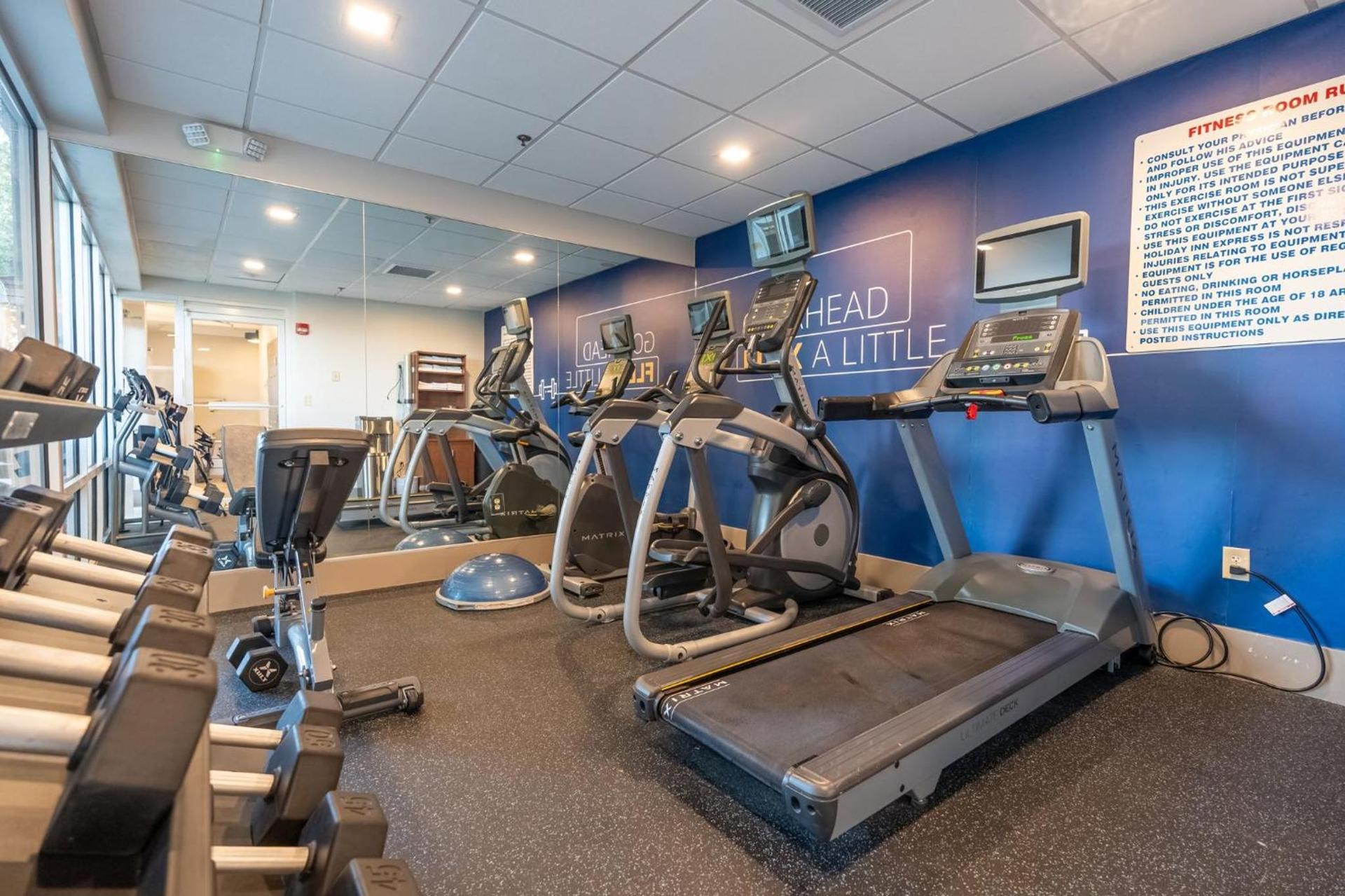 Holiday Inn Express Hotel & Suites Cocoa Beach by IHG photo 37