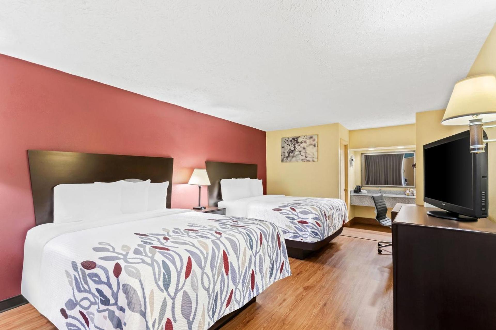 Red Roof Inn Berea photo 30
