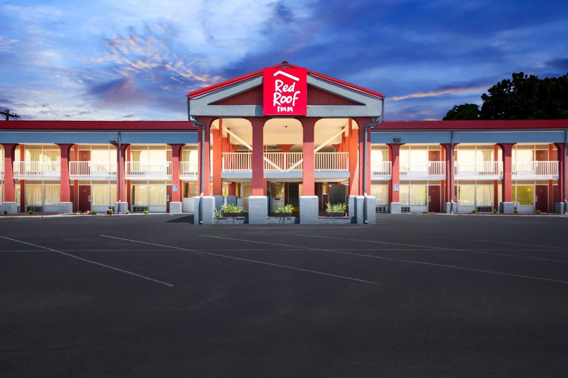 Red Roof Inn Berea photo 12