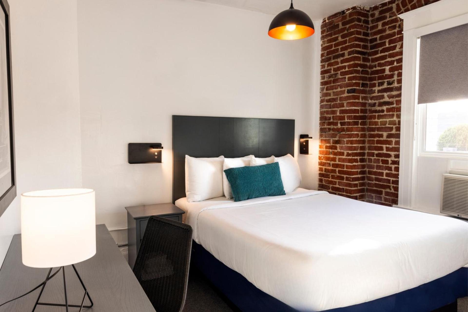 American Hotel photo 40