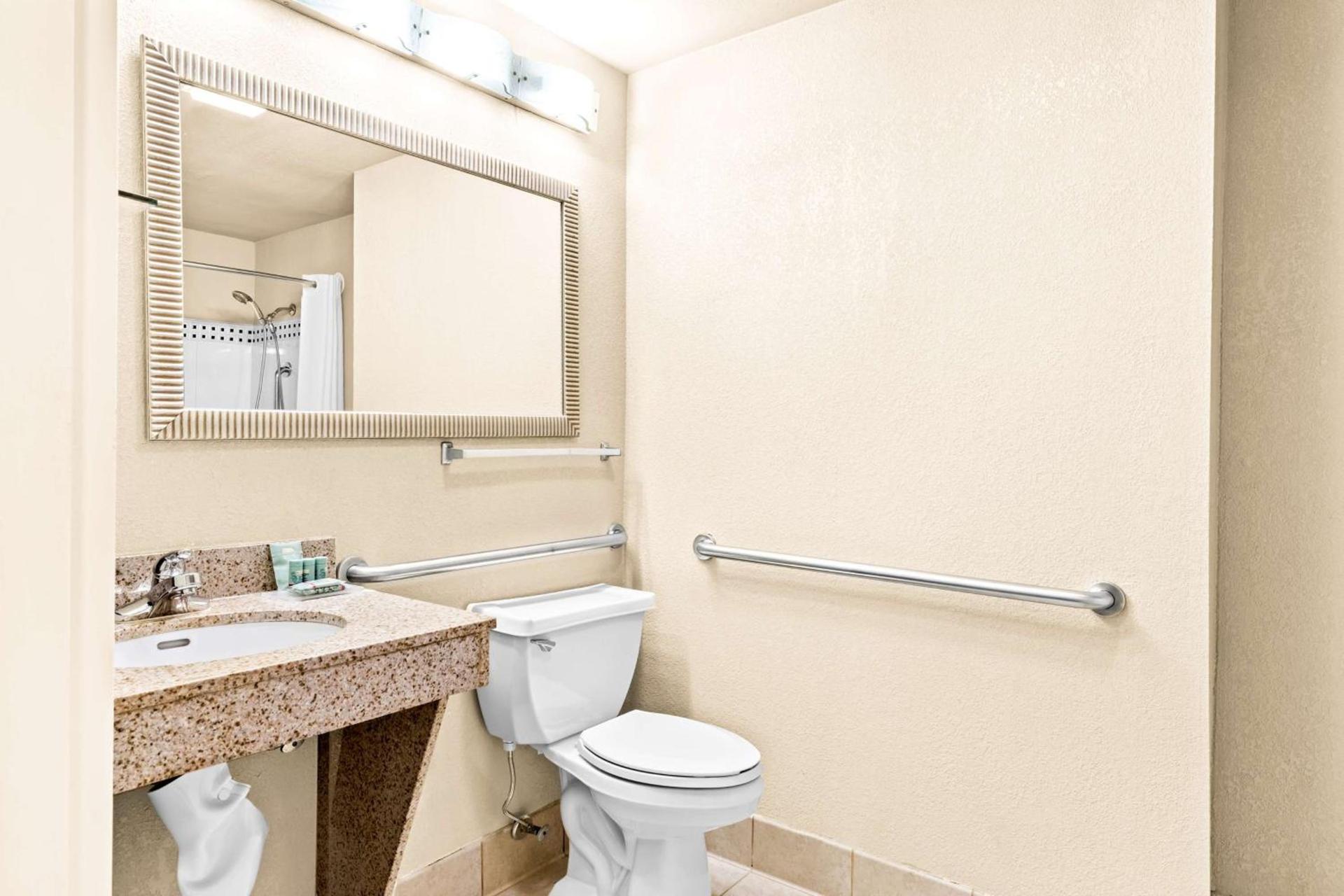 Best Western Gwinnett Center photo 23