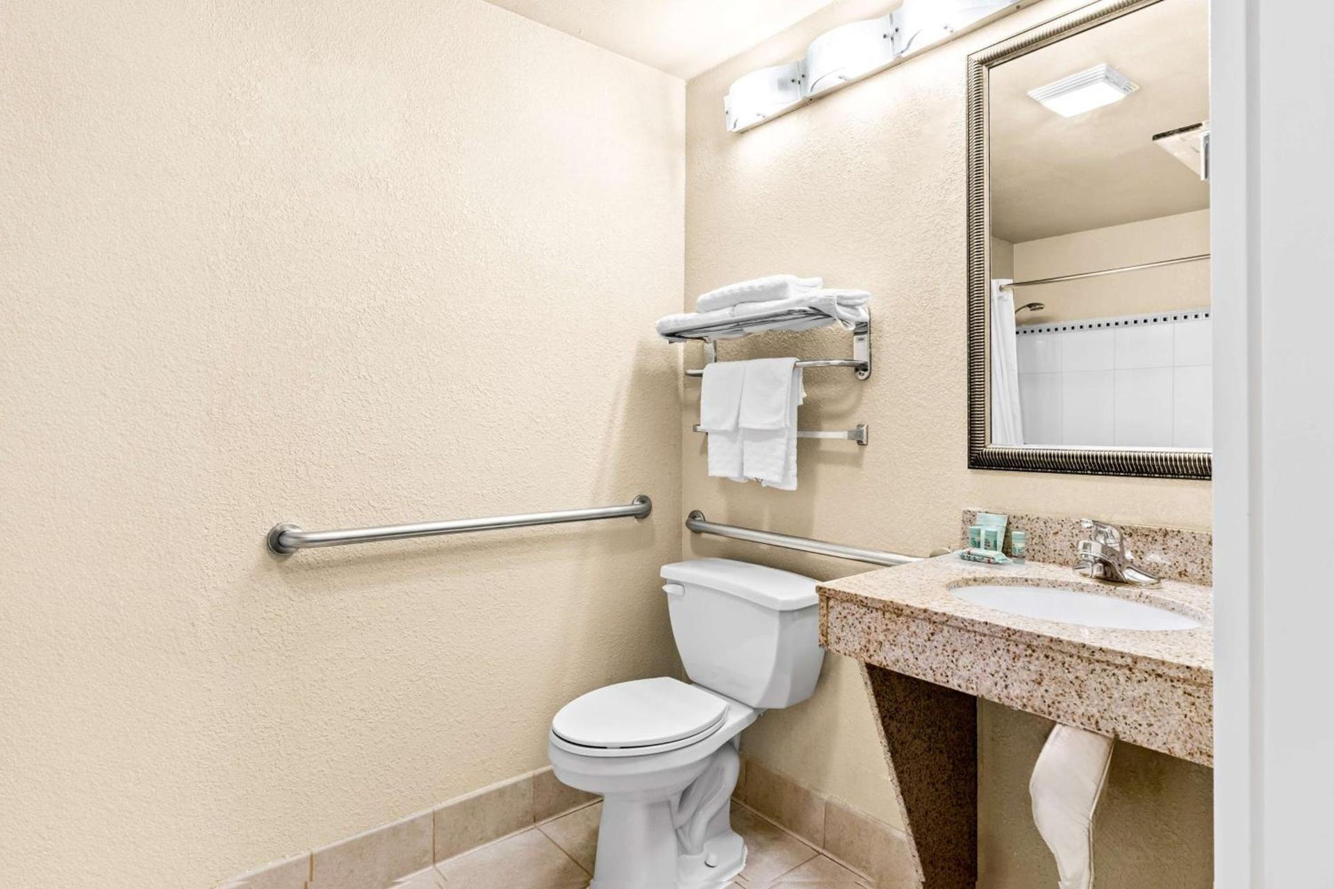 Best Western Gwinnett Center photo 25