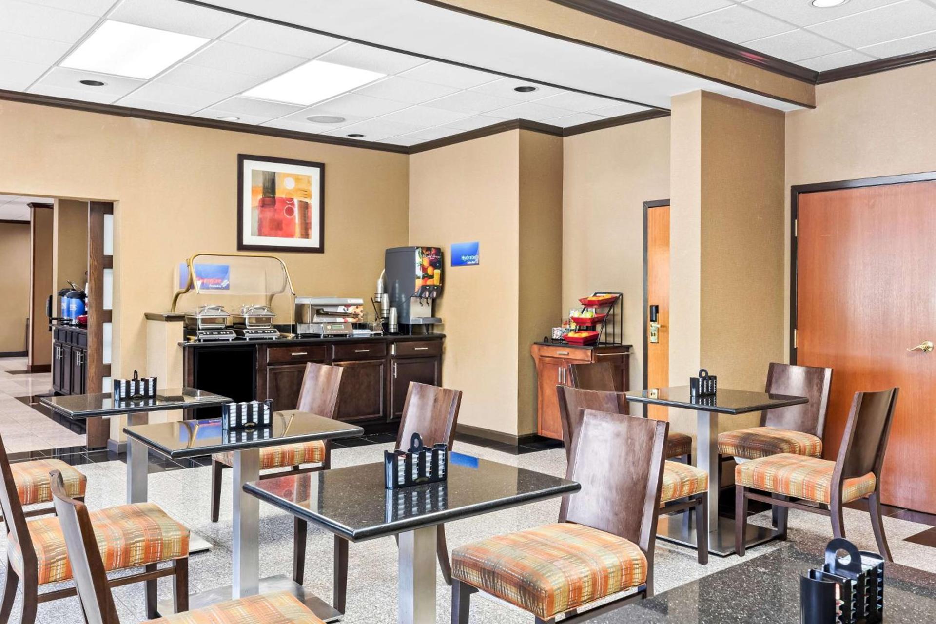 Best Western Gwinnett Center photo 30
