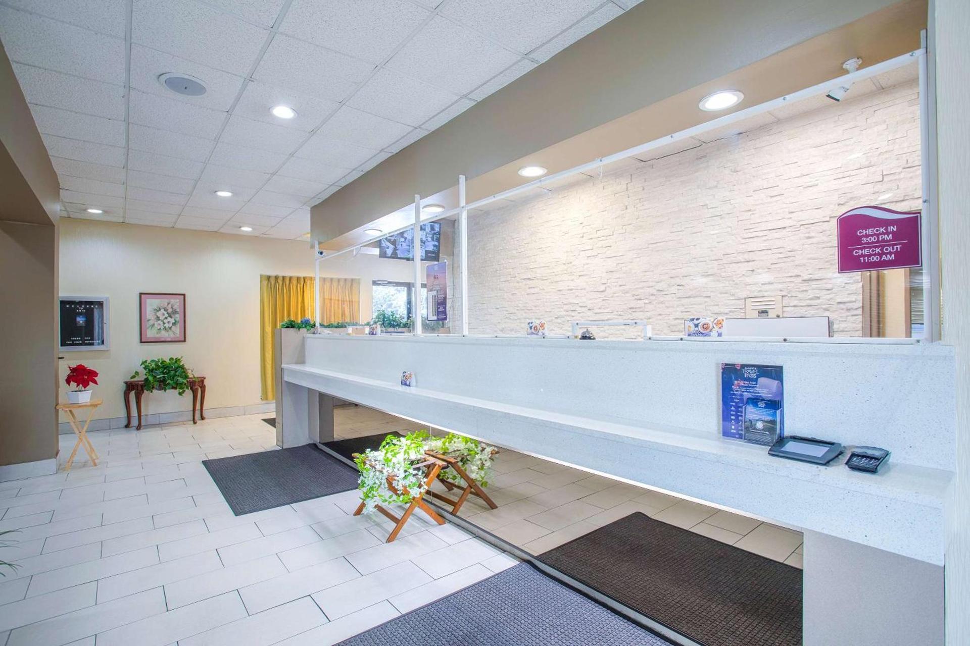 Americas Best Value Inn Winston-Salem photo 8