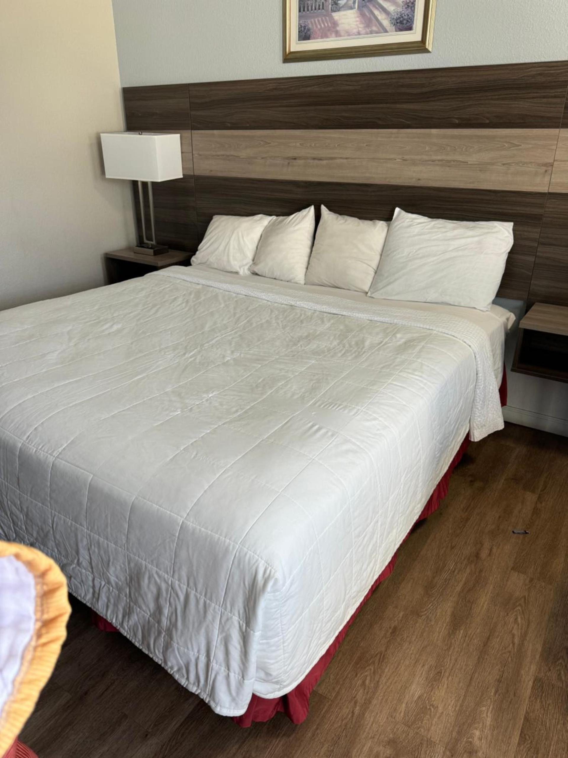 Ritz Motel photo 5
