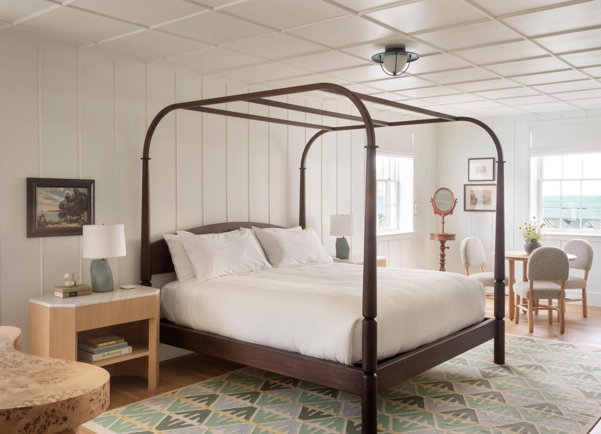 Canoe Place Inn & Cottages photo 28