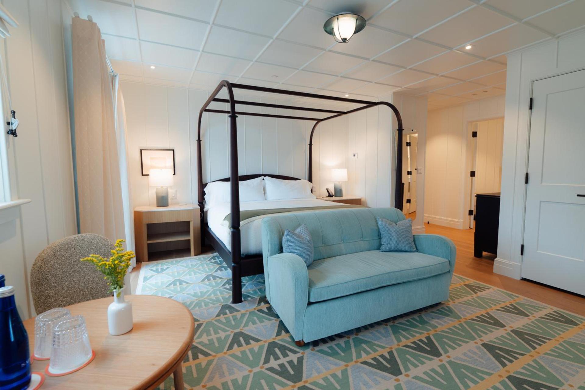 Canoe Place Inn & Cottages photo 45