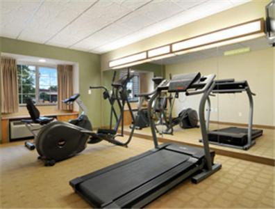 Microtel Inn & Suites by Wyndham Saraland photo 29