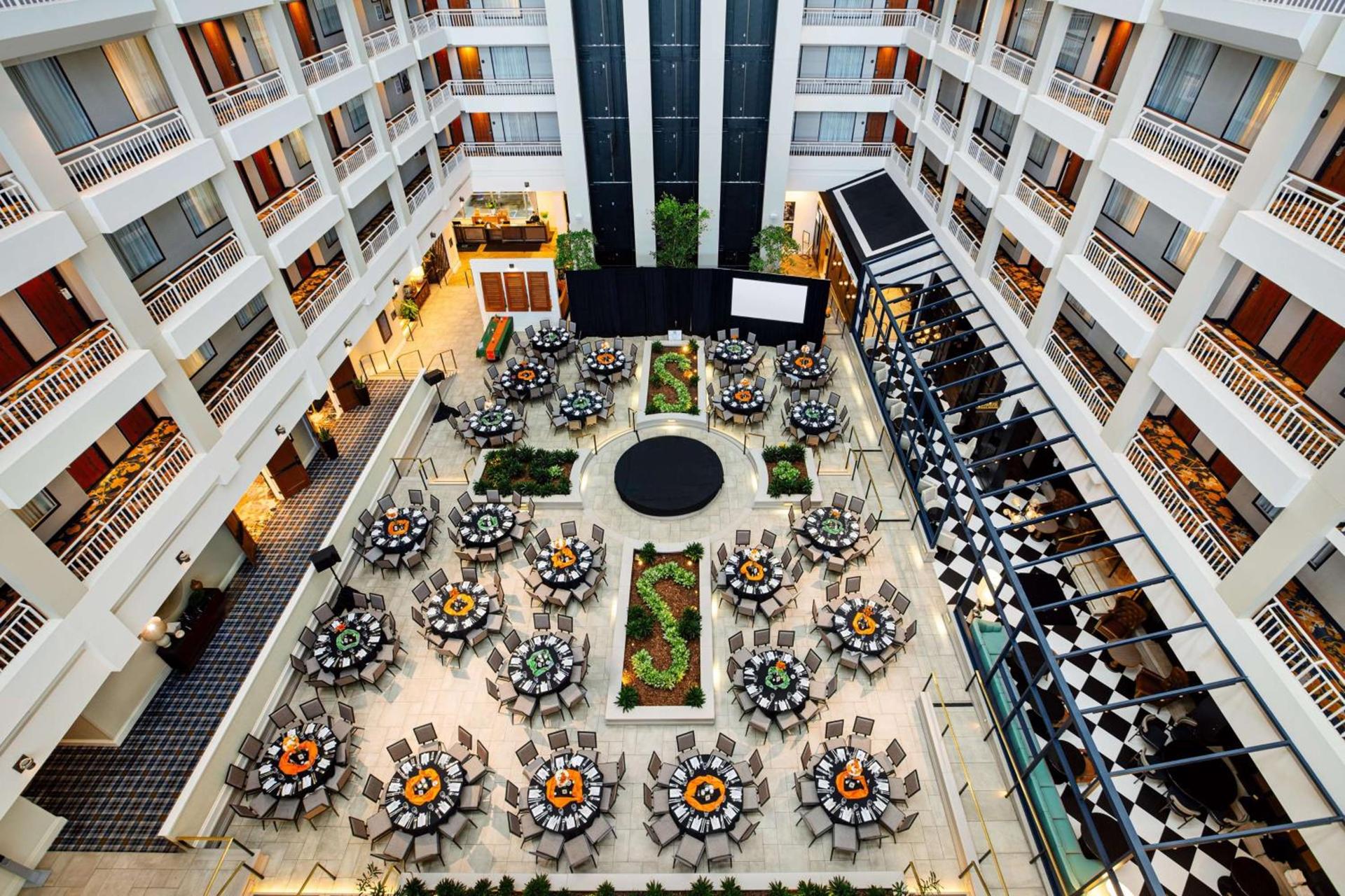 Embassy Suites by Hilton Atlanta Buckhead photo 5