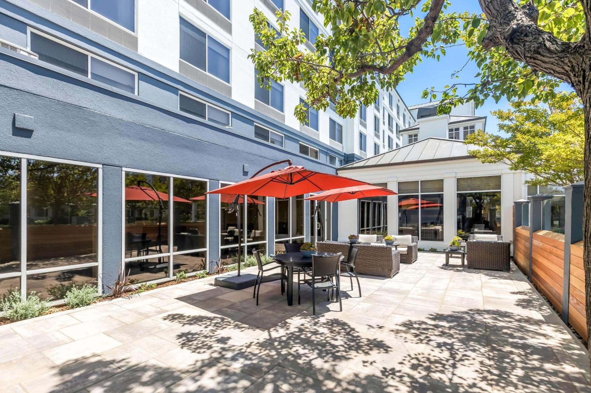 Hilton Garden Inn San Mateo photo 5