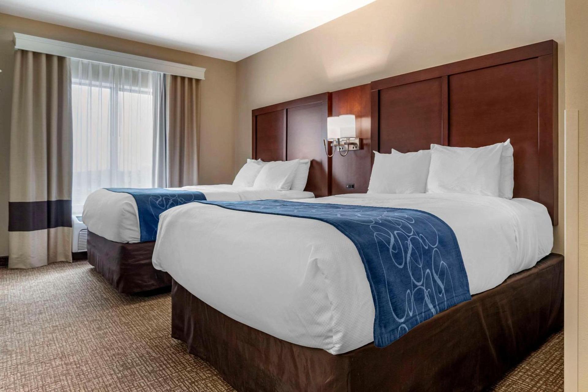 Comfort Suites Pell City near Logan Martin Lake photo 20