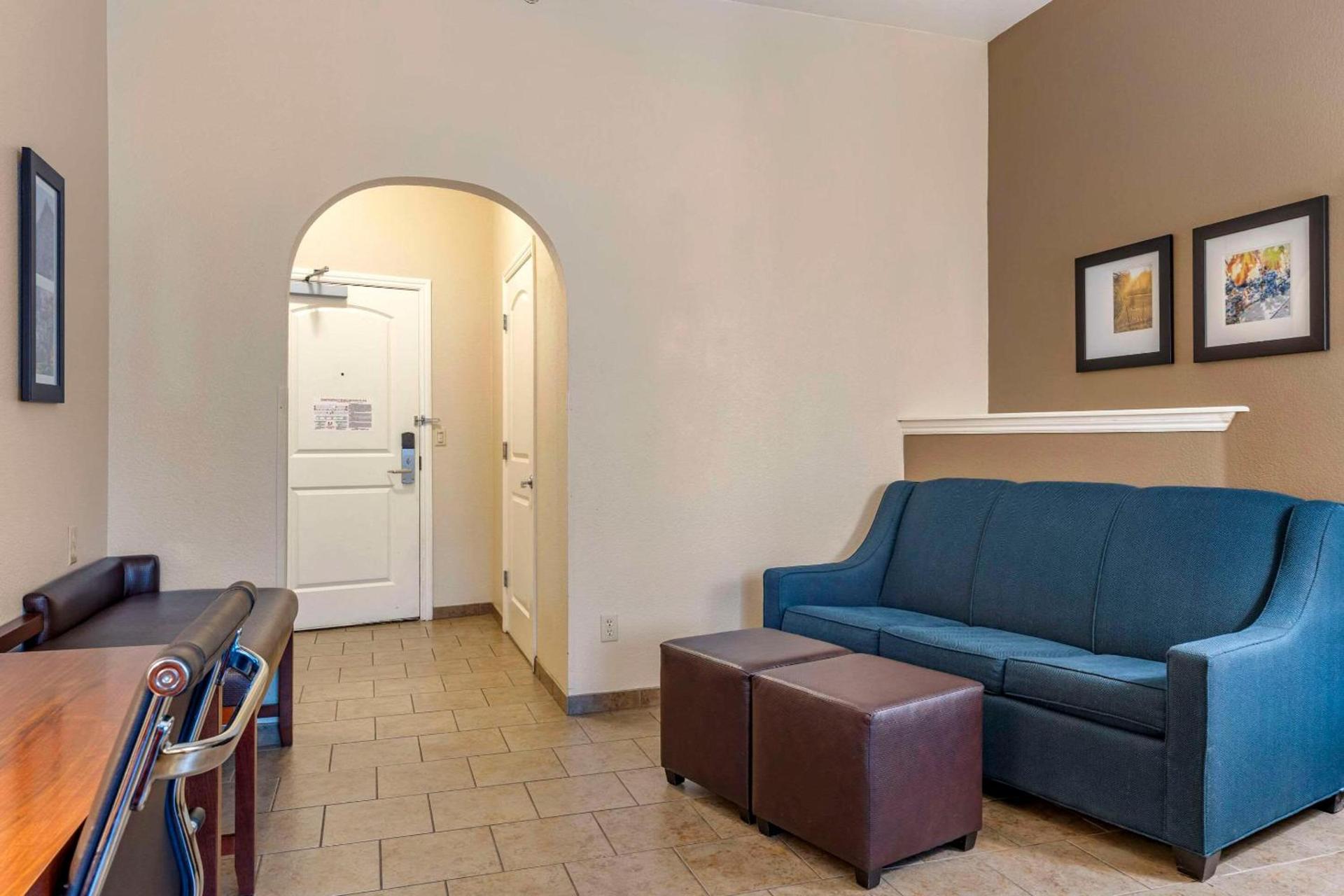 Comfort Inn & Suites Ukiah Mendocino County photo 23