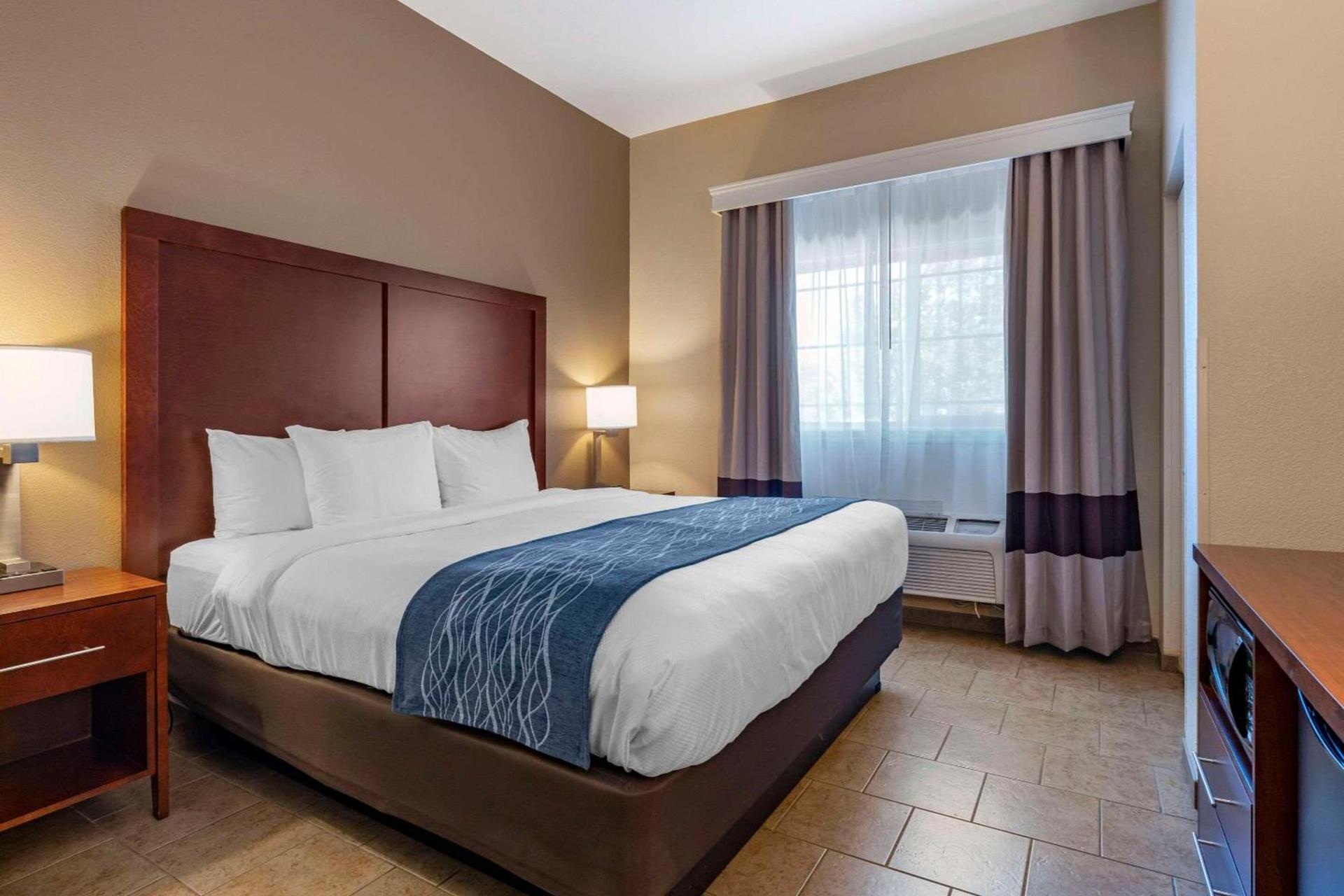 Comfort Inn & Suites Ukiah Mendocino County photo 24