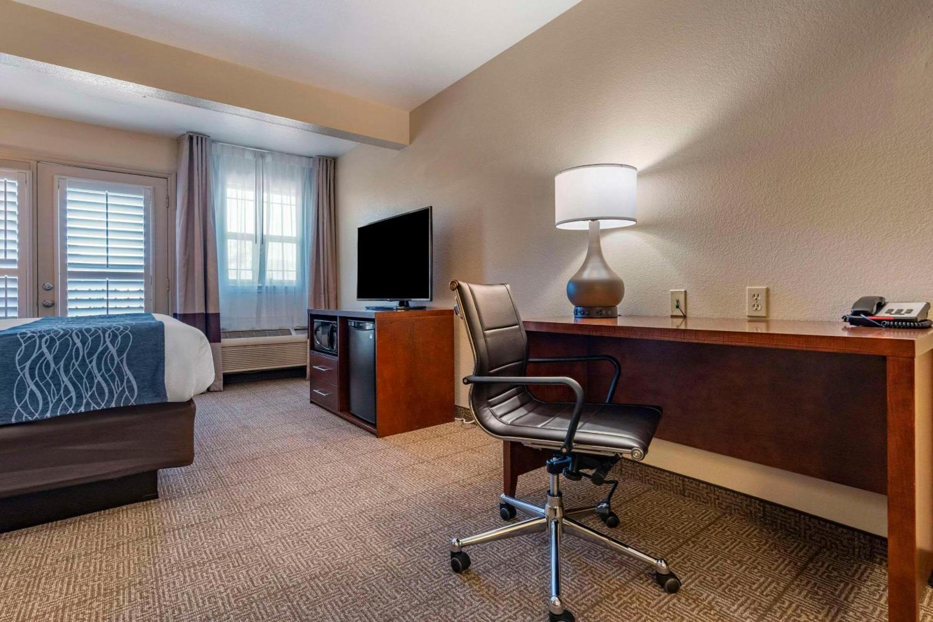 Comfort Inn & Suites Ukiah Mendocino County photo 28