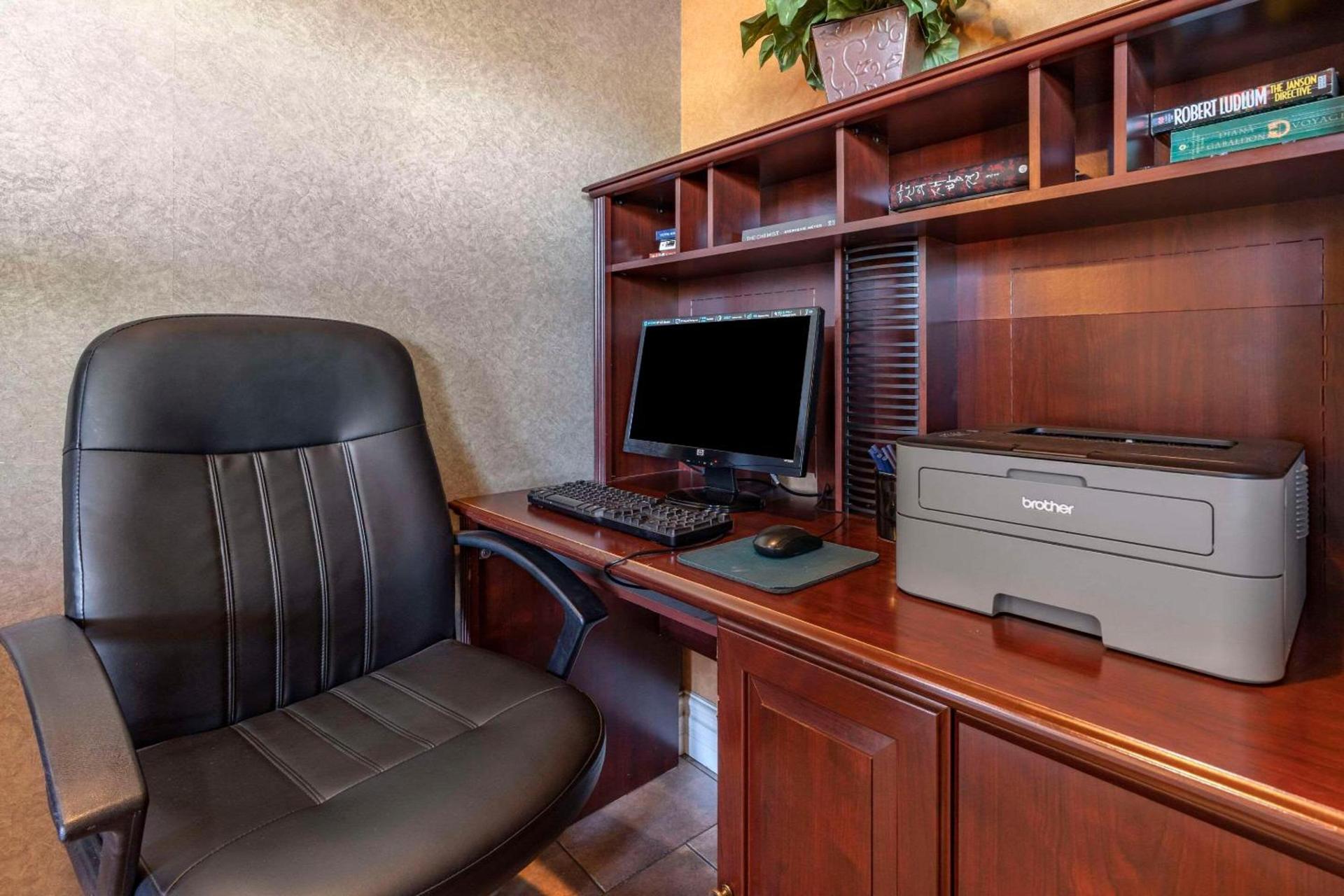 Comfort Inn & Suites Ukiah Mendocino County photo 35