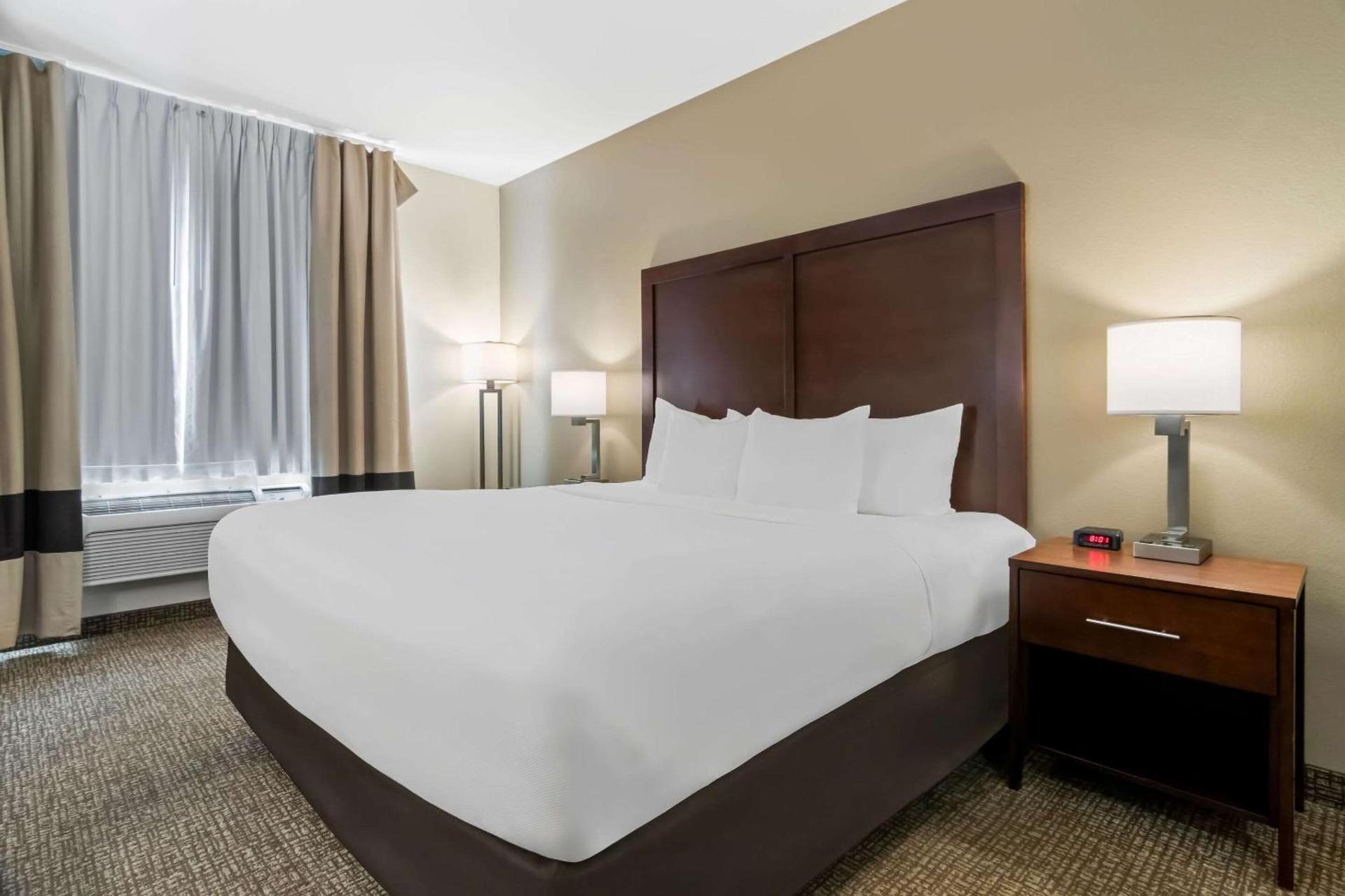 Comfort Inn Hebron-Lowell Area photo 10