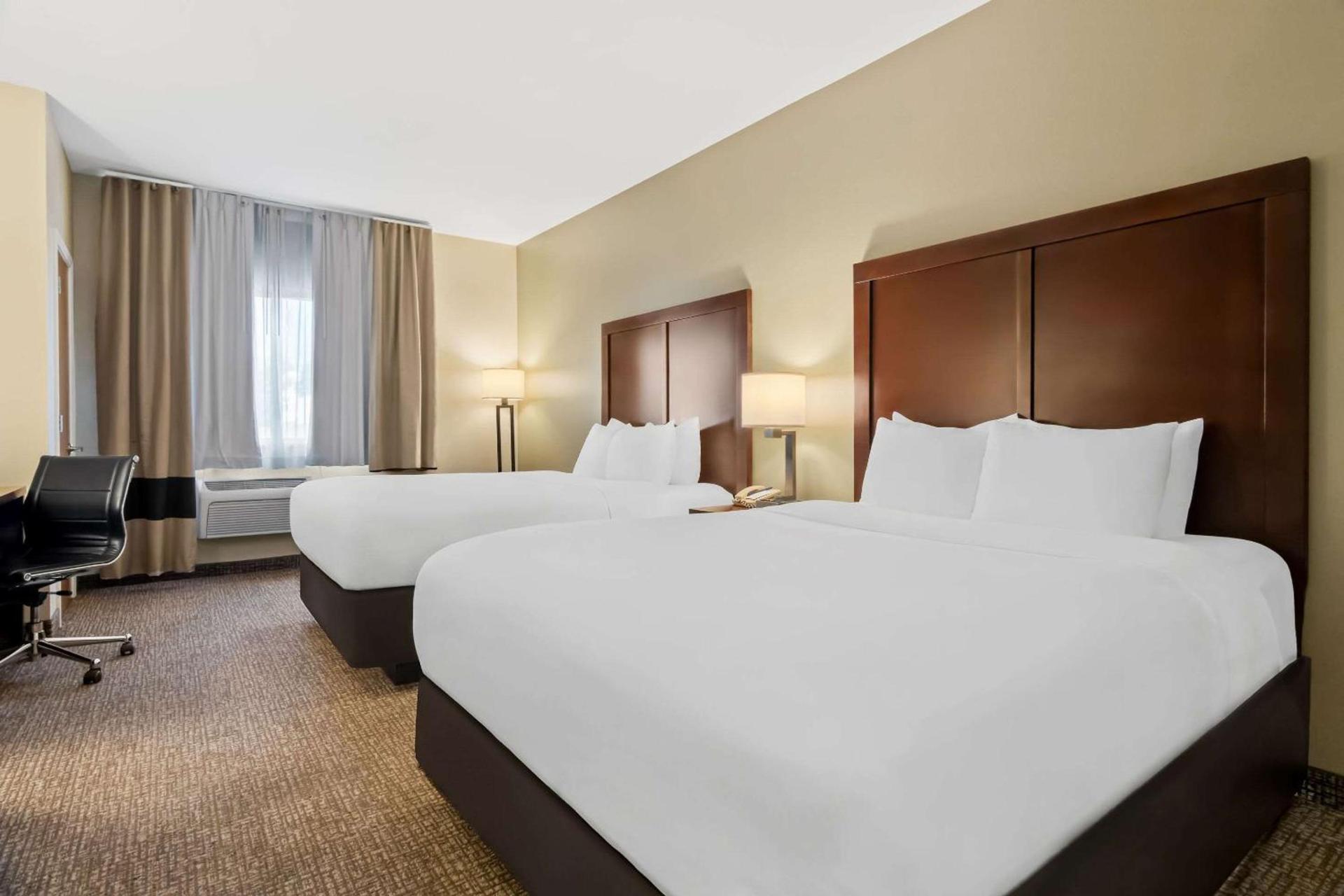 Comfort Inn Hebron-Lowell Area photo 18