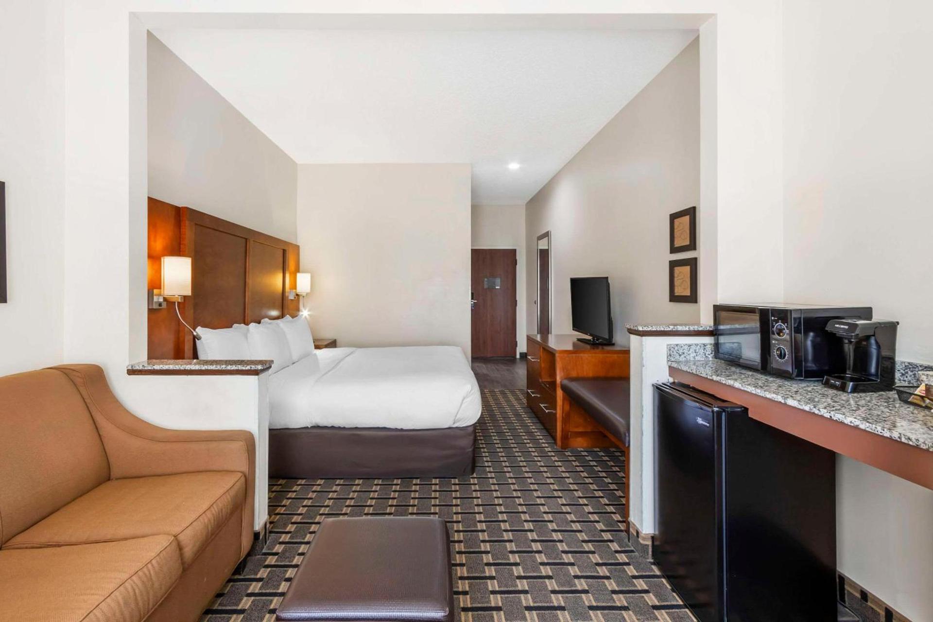 Comfort Inn Summerville - Charleston photo 24