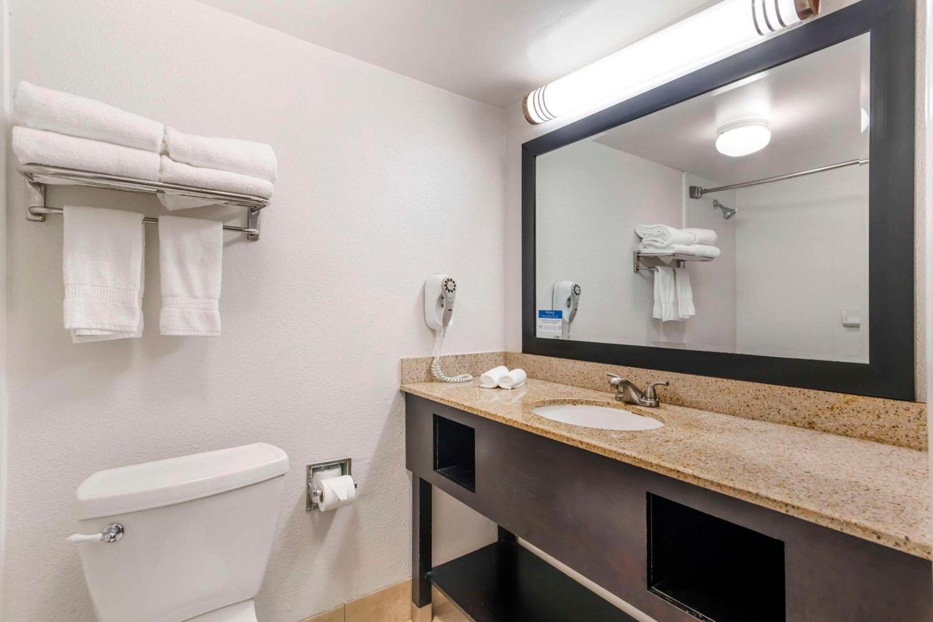 Comfort Inn Alpharetta-Atlanta North photo 55