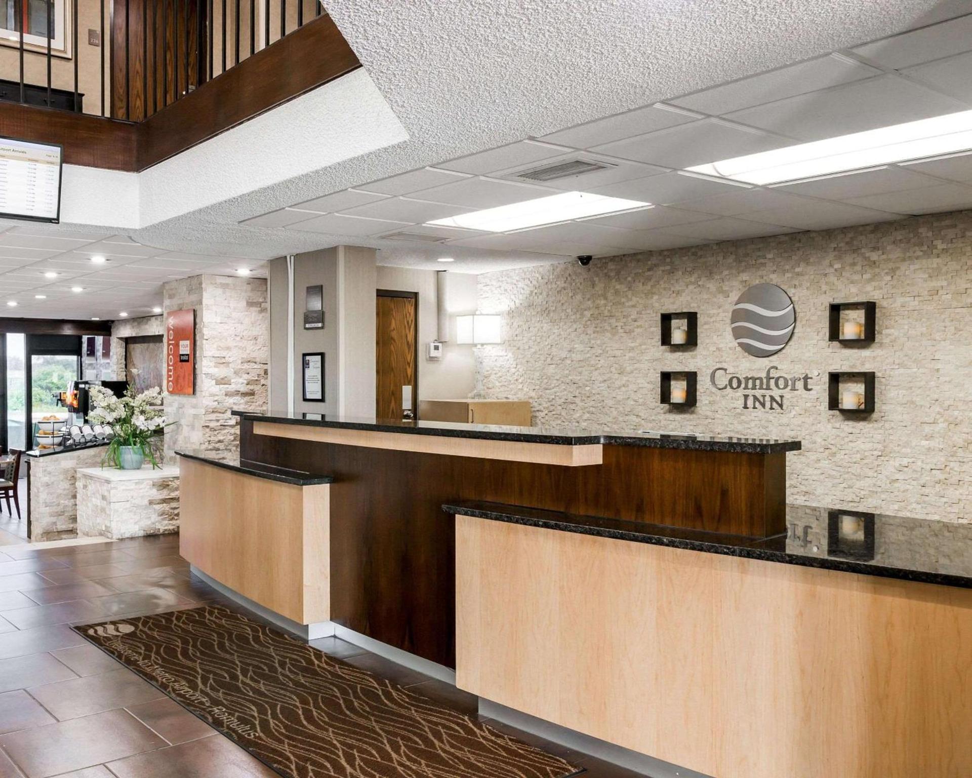 Comfort Inn Metro Airport photo 4