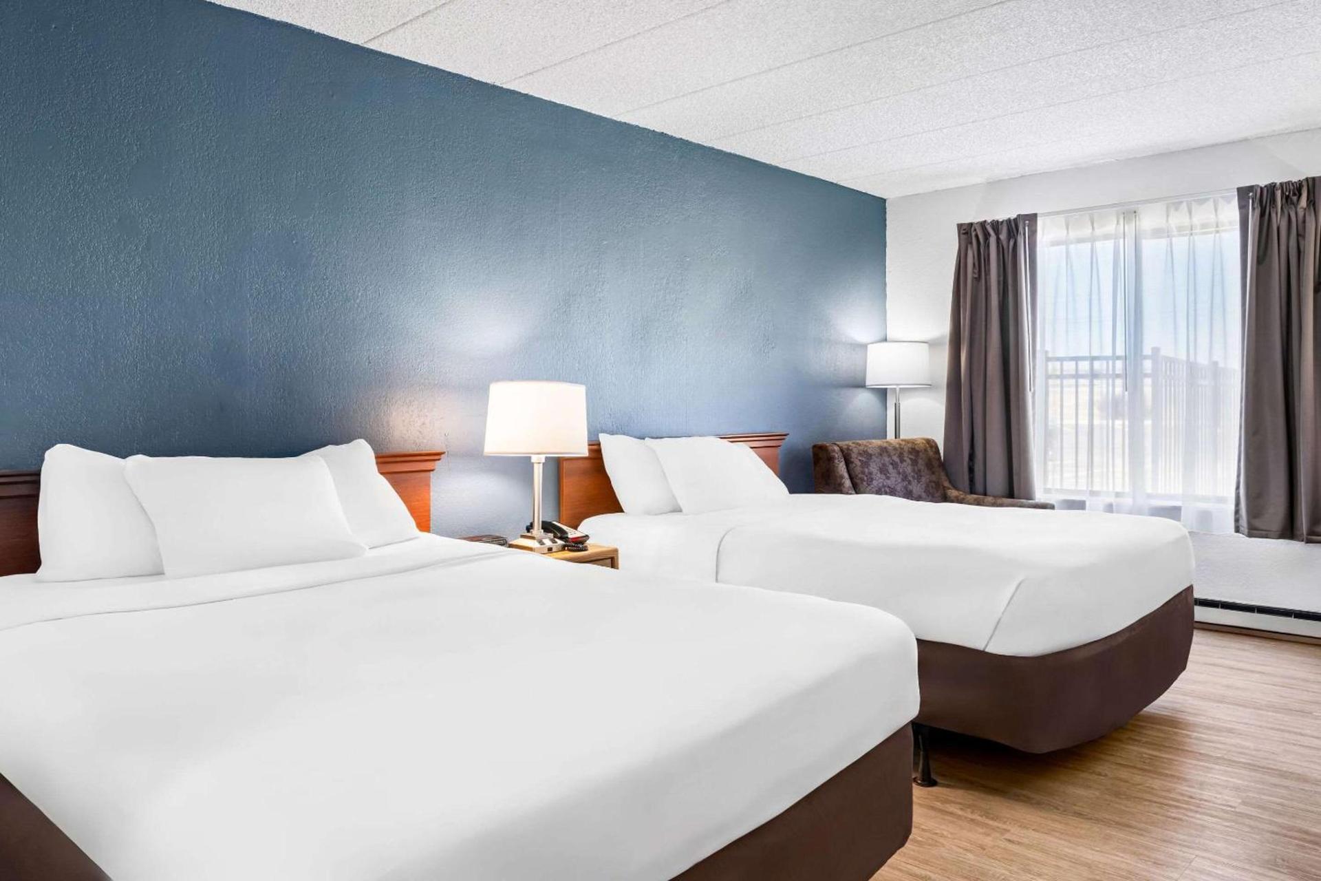 Econo Lodge Billings photo 24
