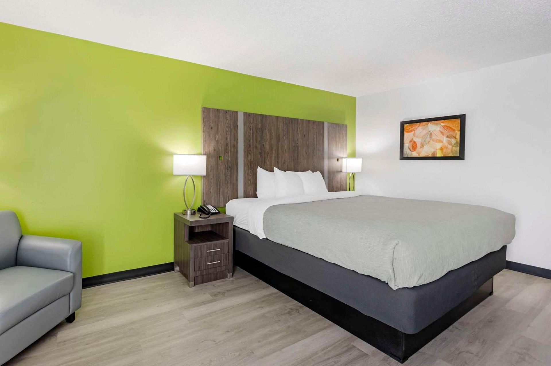 Quality Inn Clarksville - Exit 11 photo 13