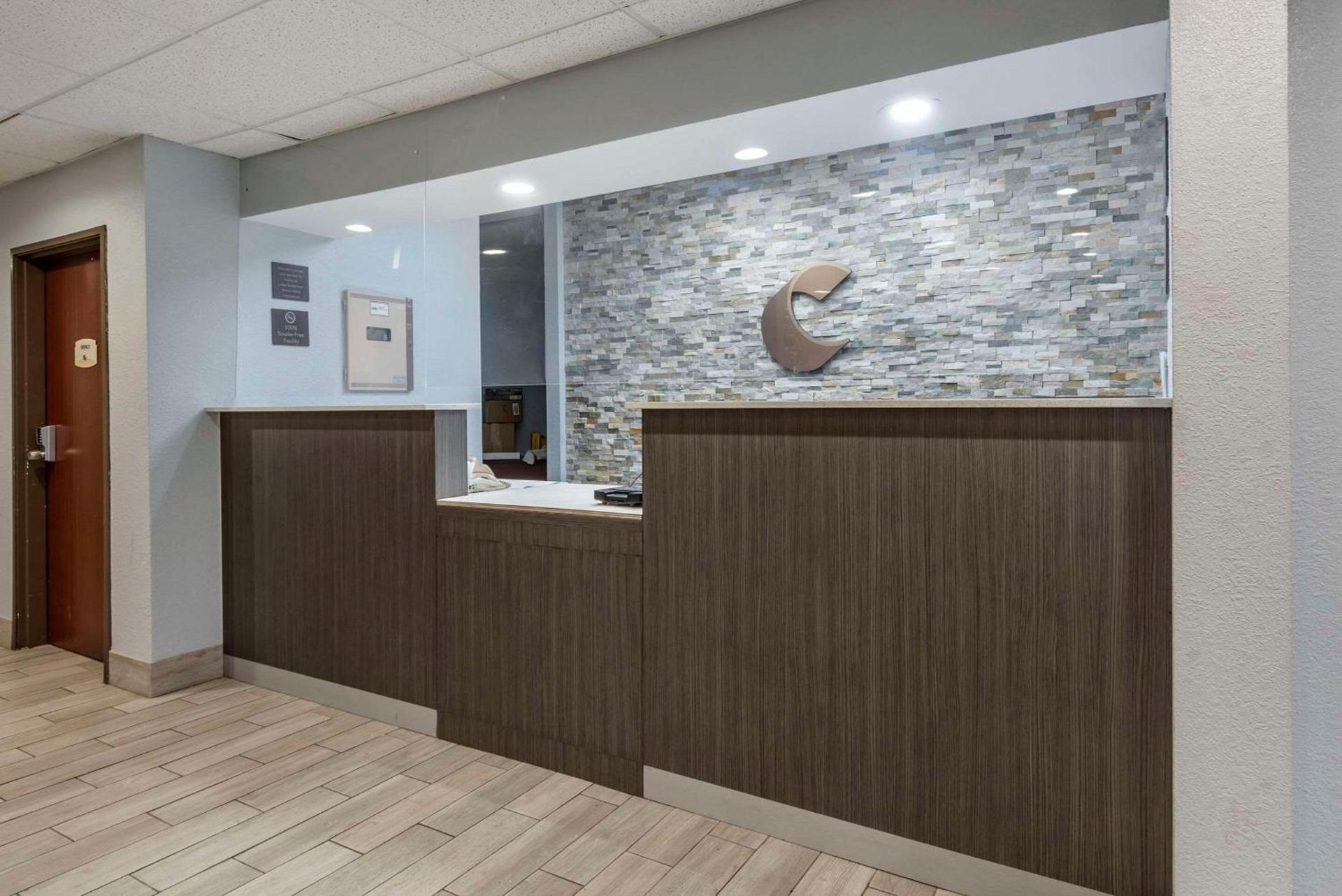Comfort Inn & Suites Liverpool - Syracuse photo 3