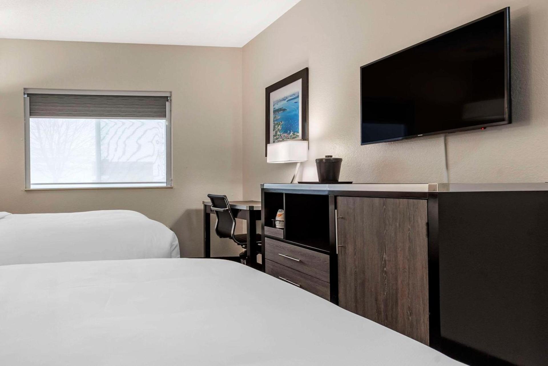 Comfort Inn & Suites Liverpool - Syracuse photo 8