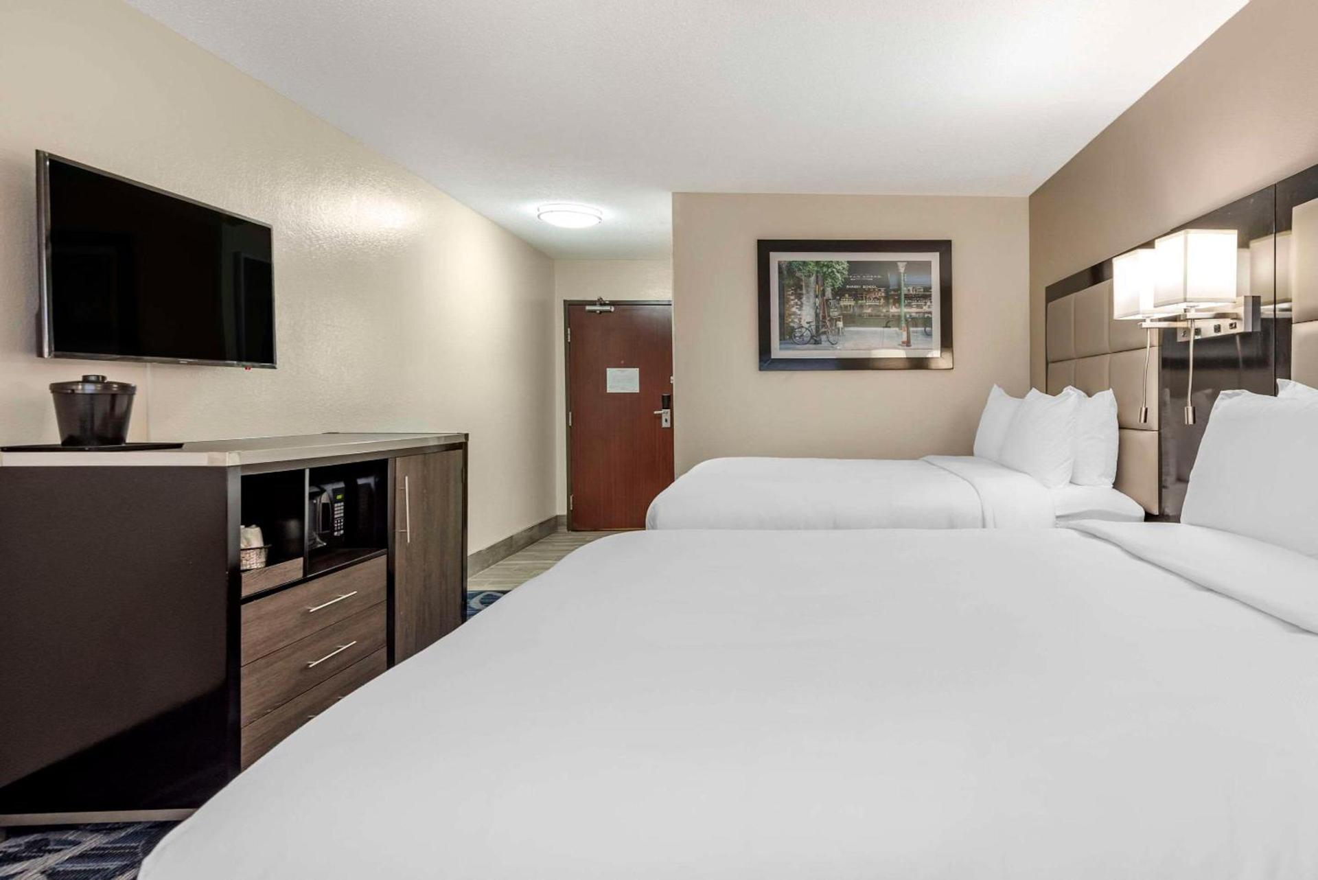 Comfort Inn & Suites Liverpool - Syracuse photo 10