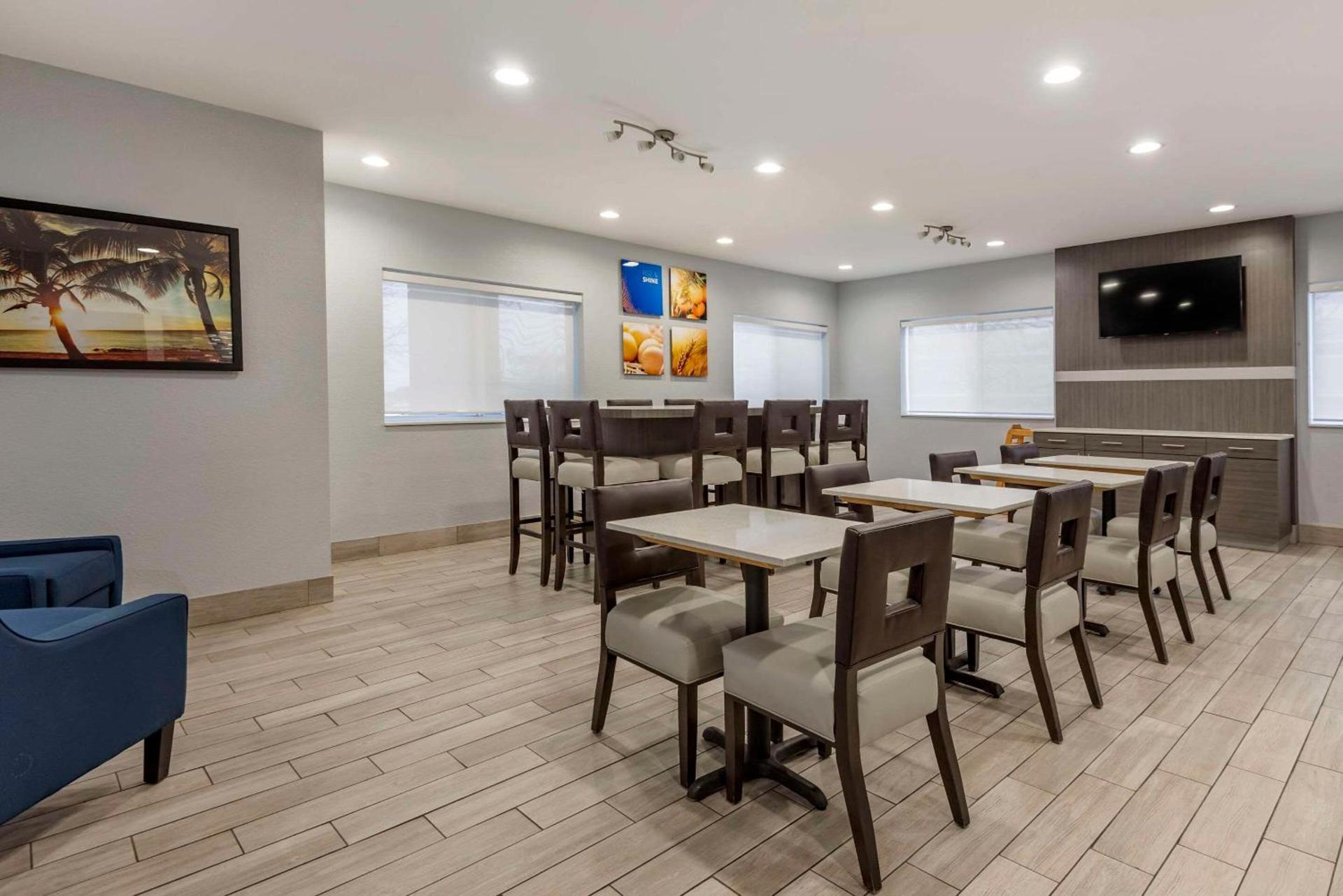 Comfort Inn & Suites Liverpool - Syracuse photo 23