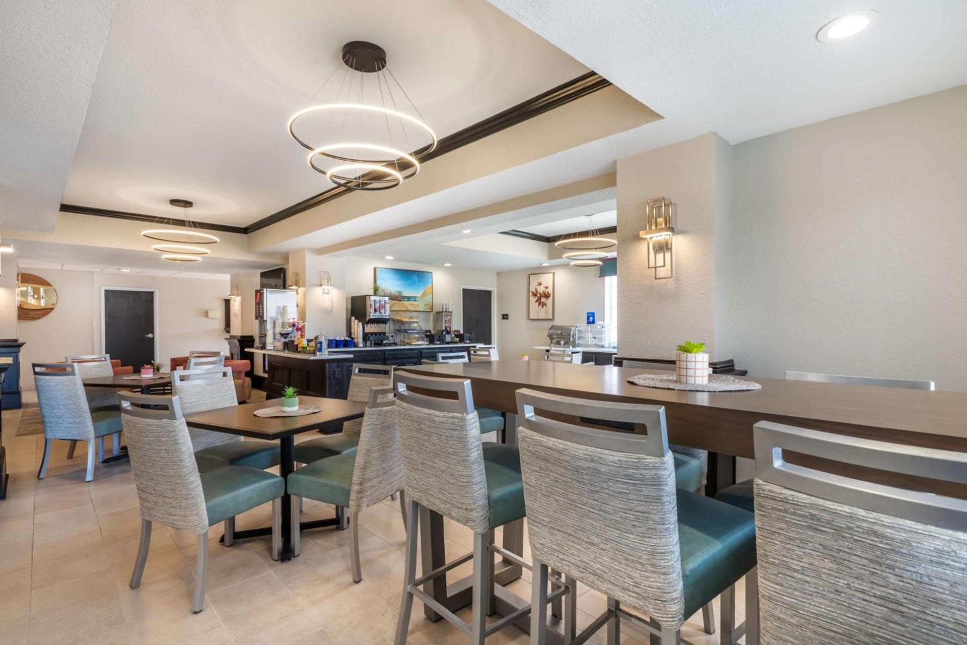 Best Western Prime Inn & Suites photo 5