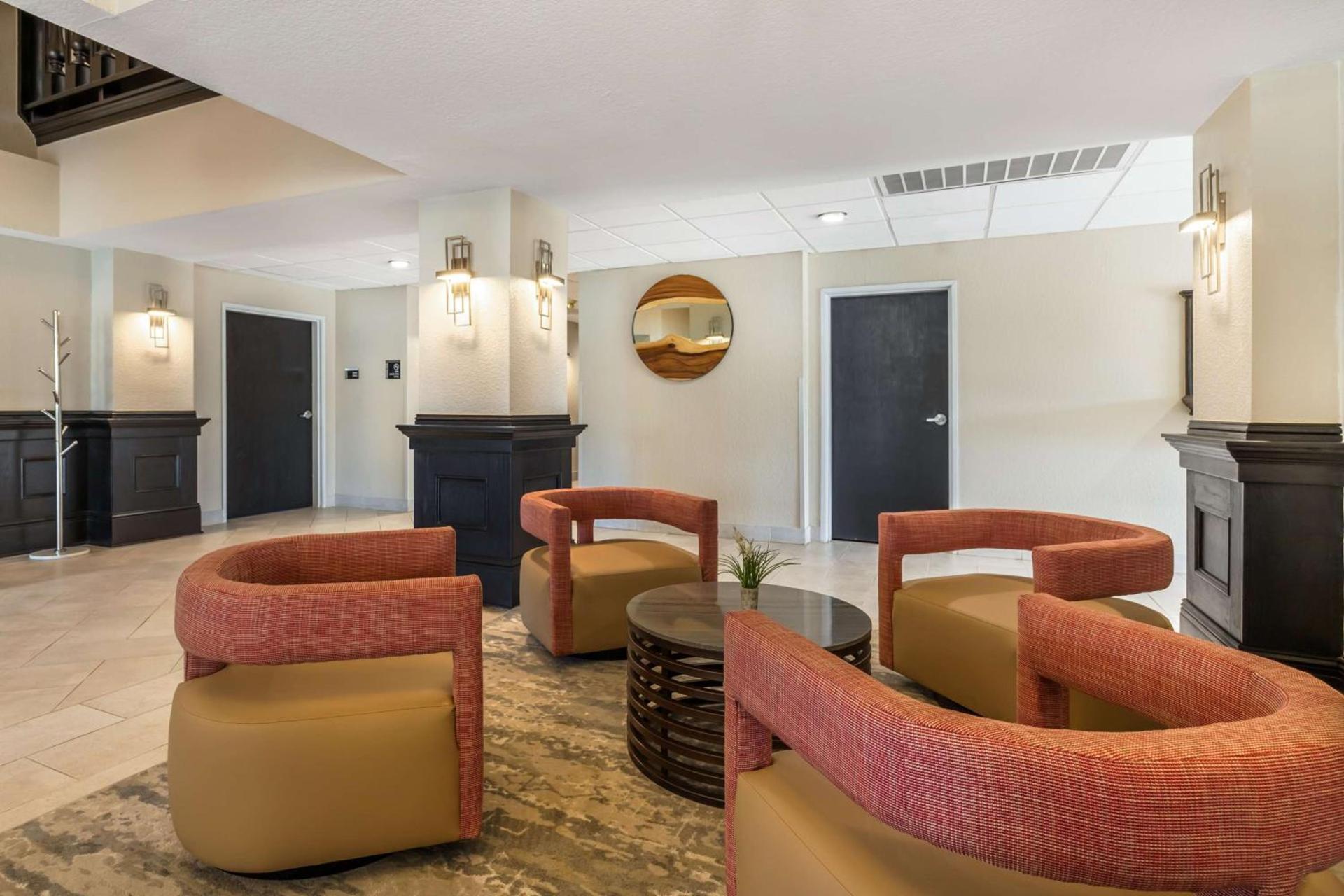 Best Western Prime Inn & Suites photo 4
